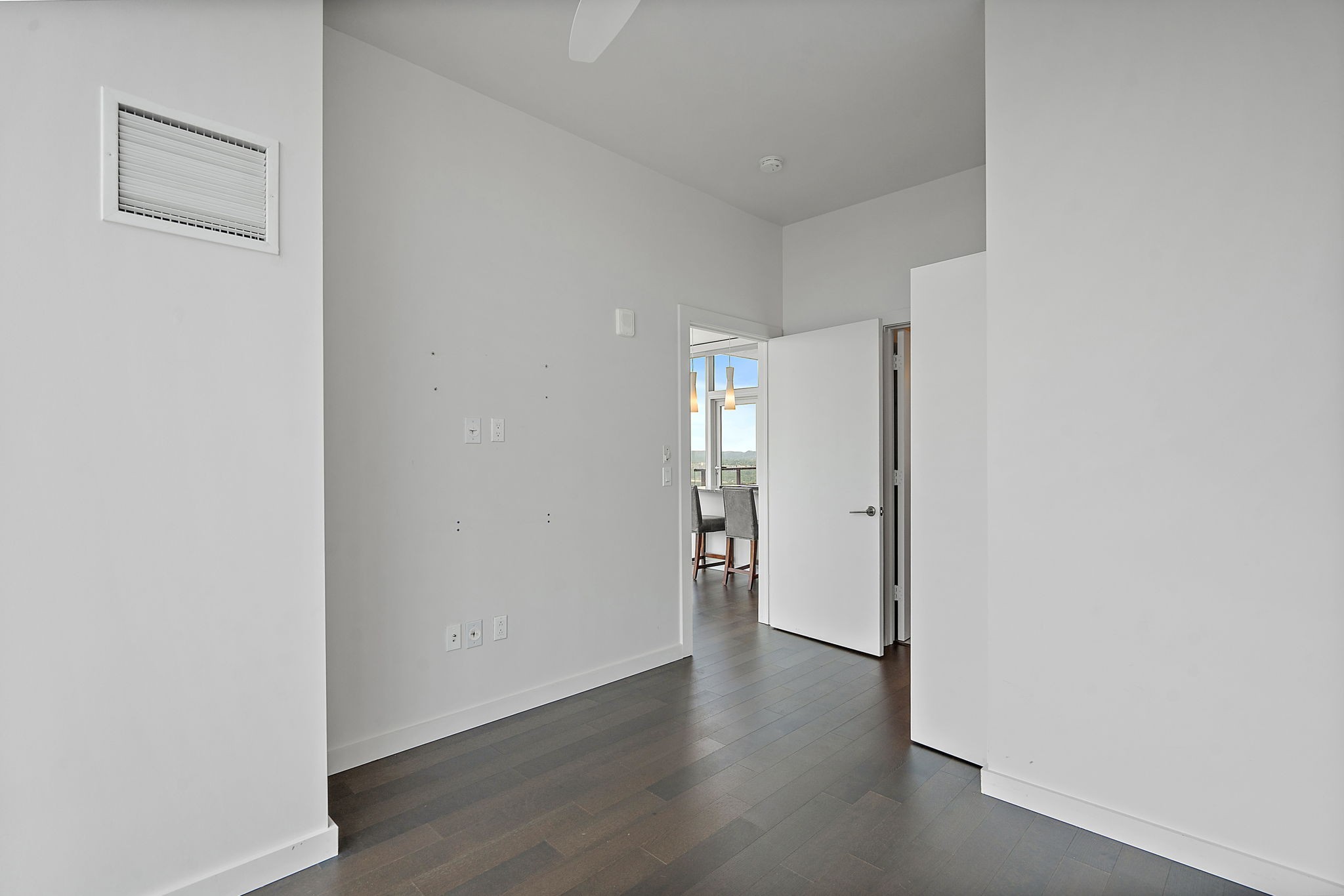 515 Church St Unit: 3606