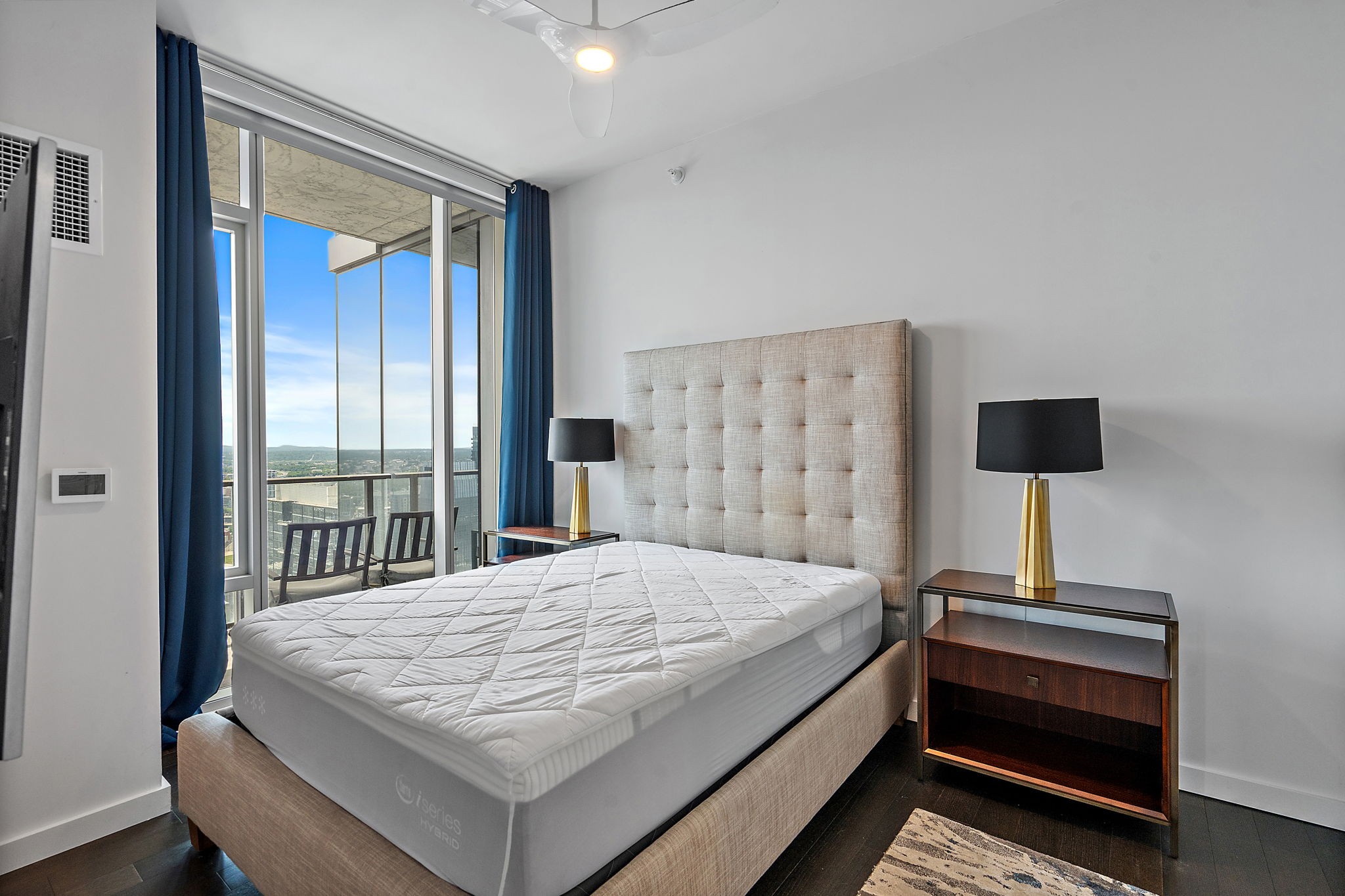 515 Church St Unit: 3606