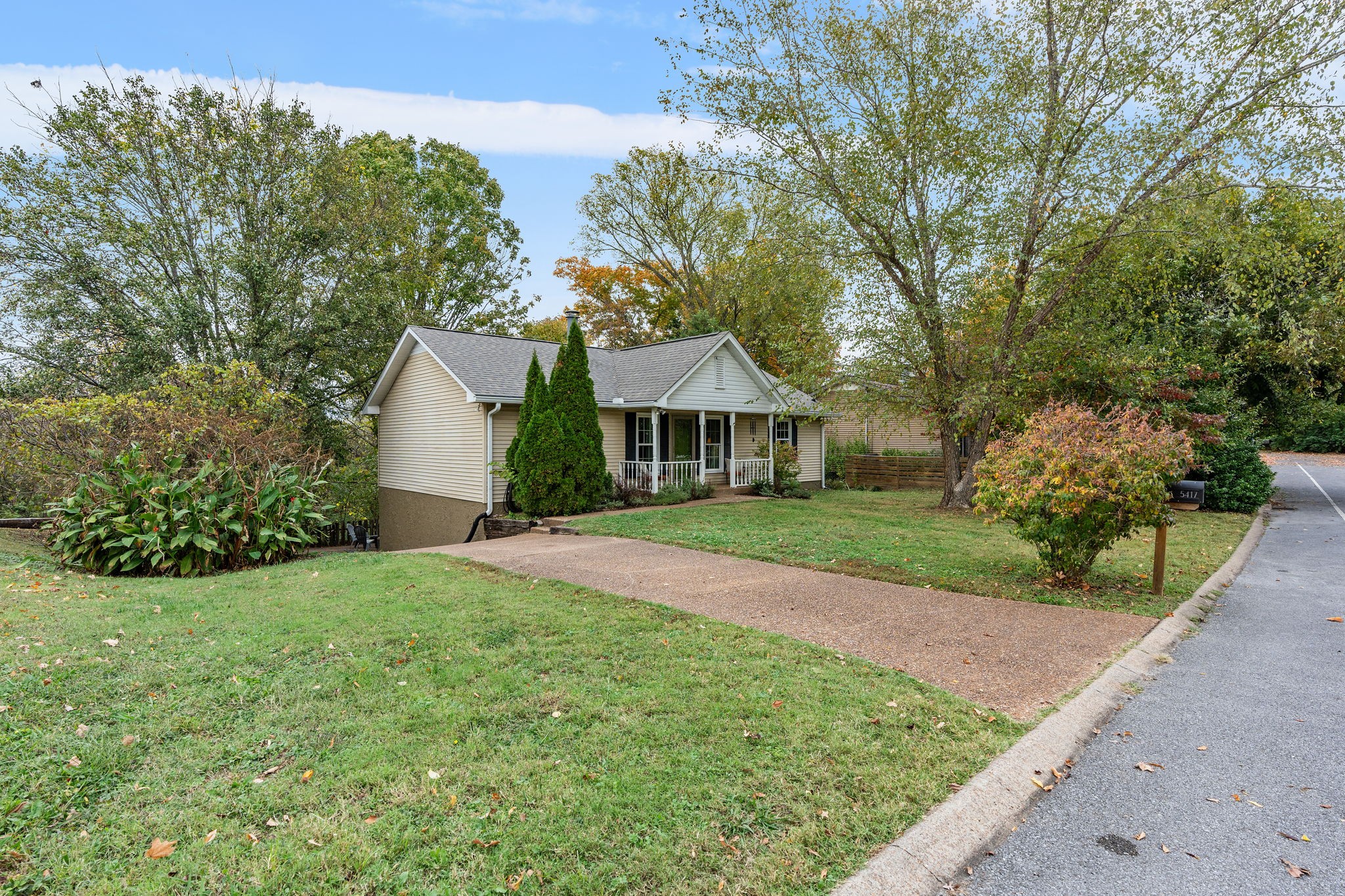 5417 Ashlawn Dr