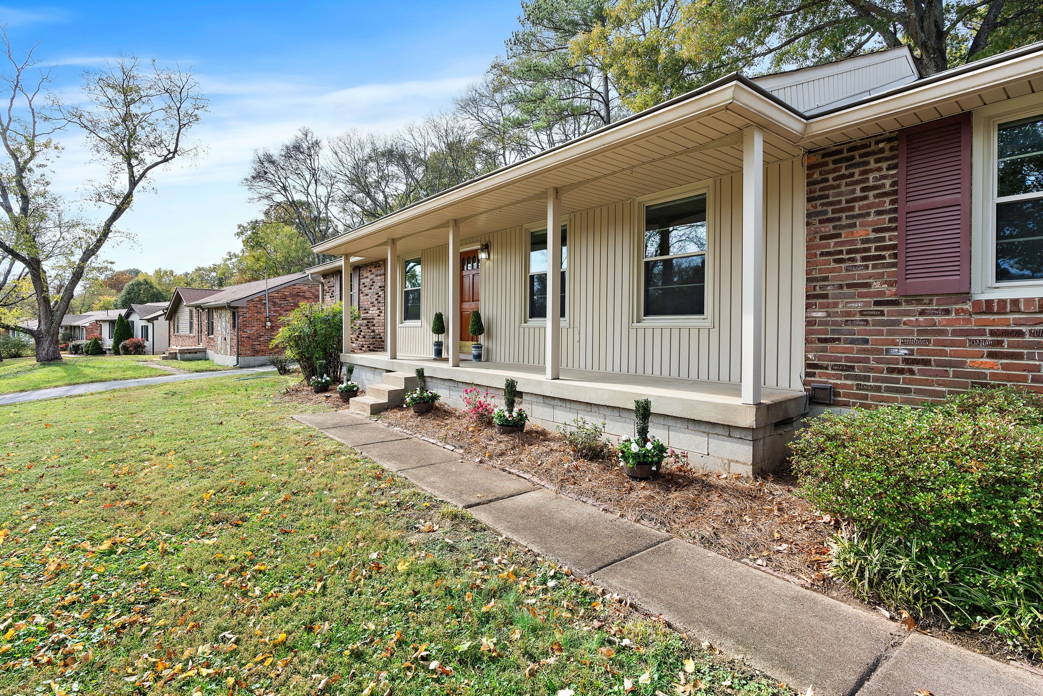 4807 Milner Dr