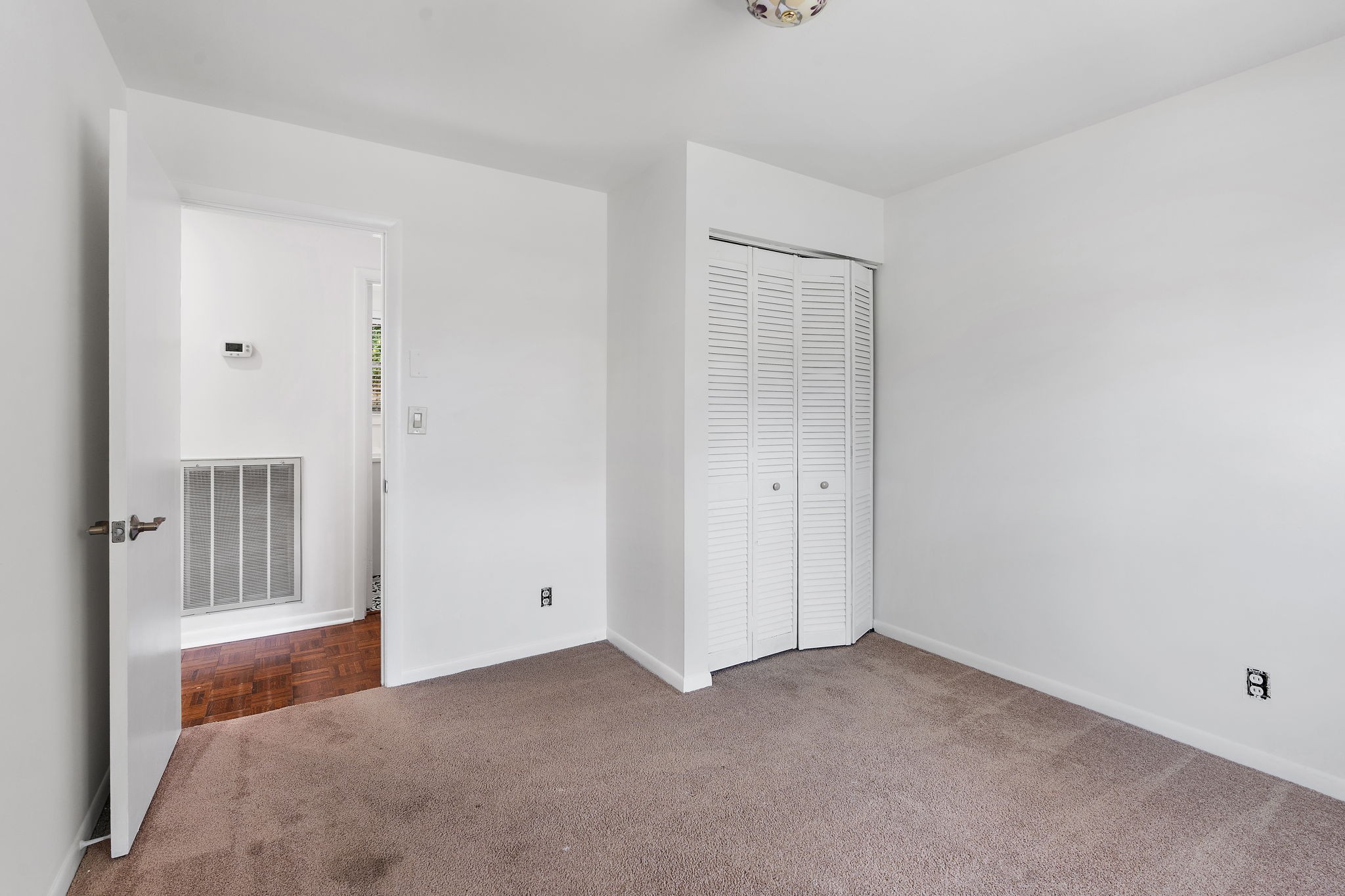 4807 Milner Dr