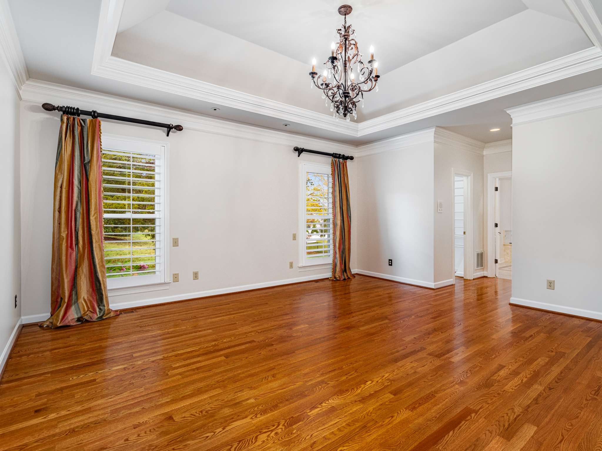 525 Dekemont Lane