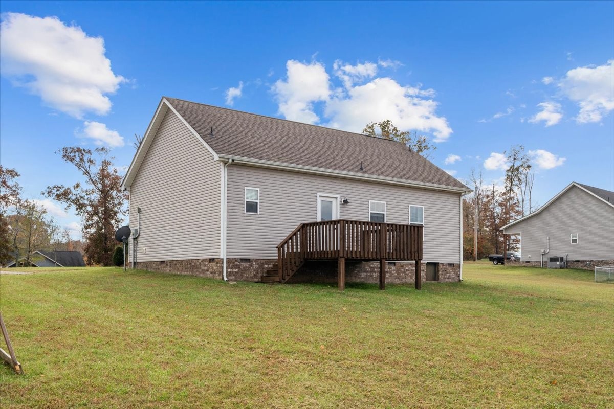 819 Hooper Rd