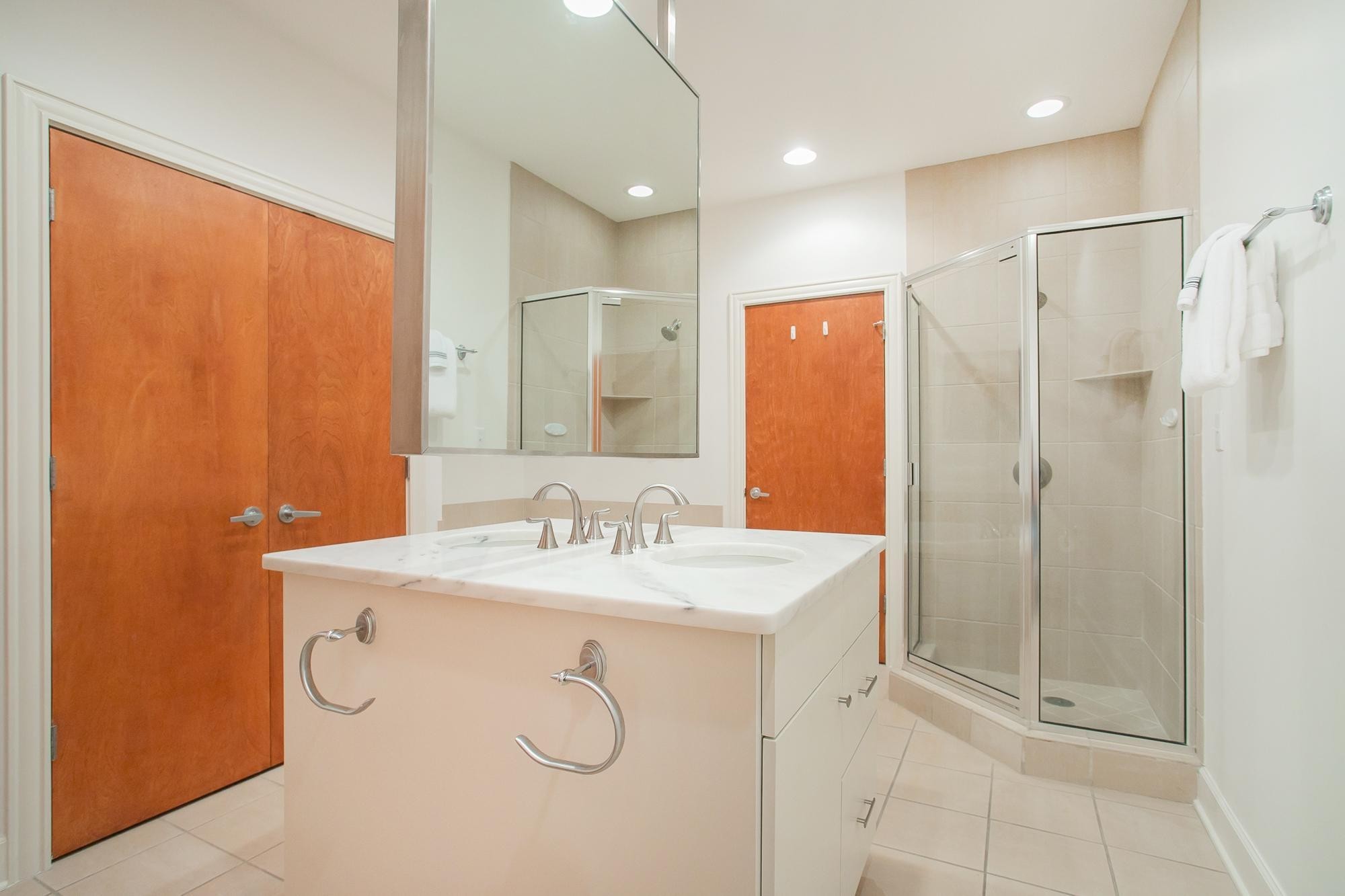 117 30th Ave, N Unit: 504