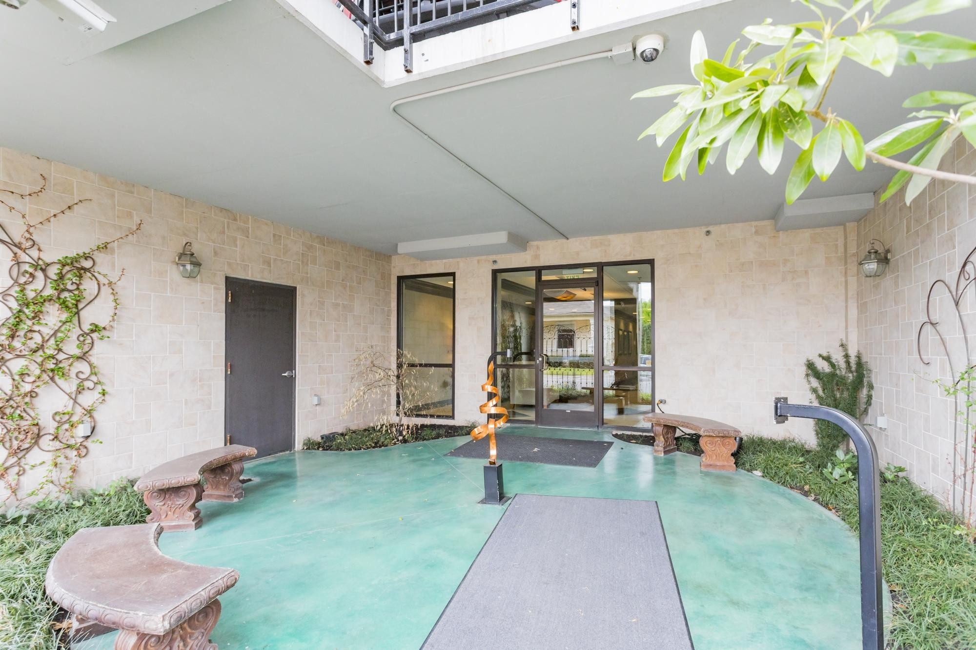 117 30th Ave, N Unit: 504