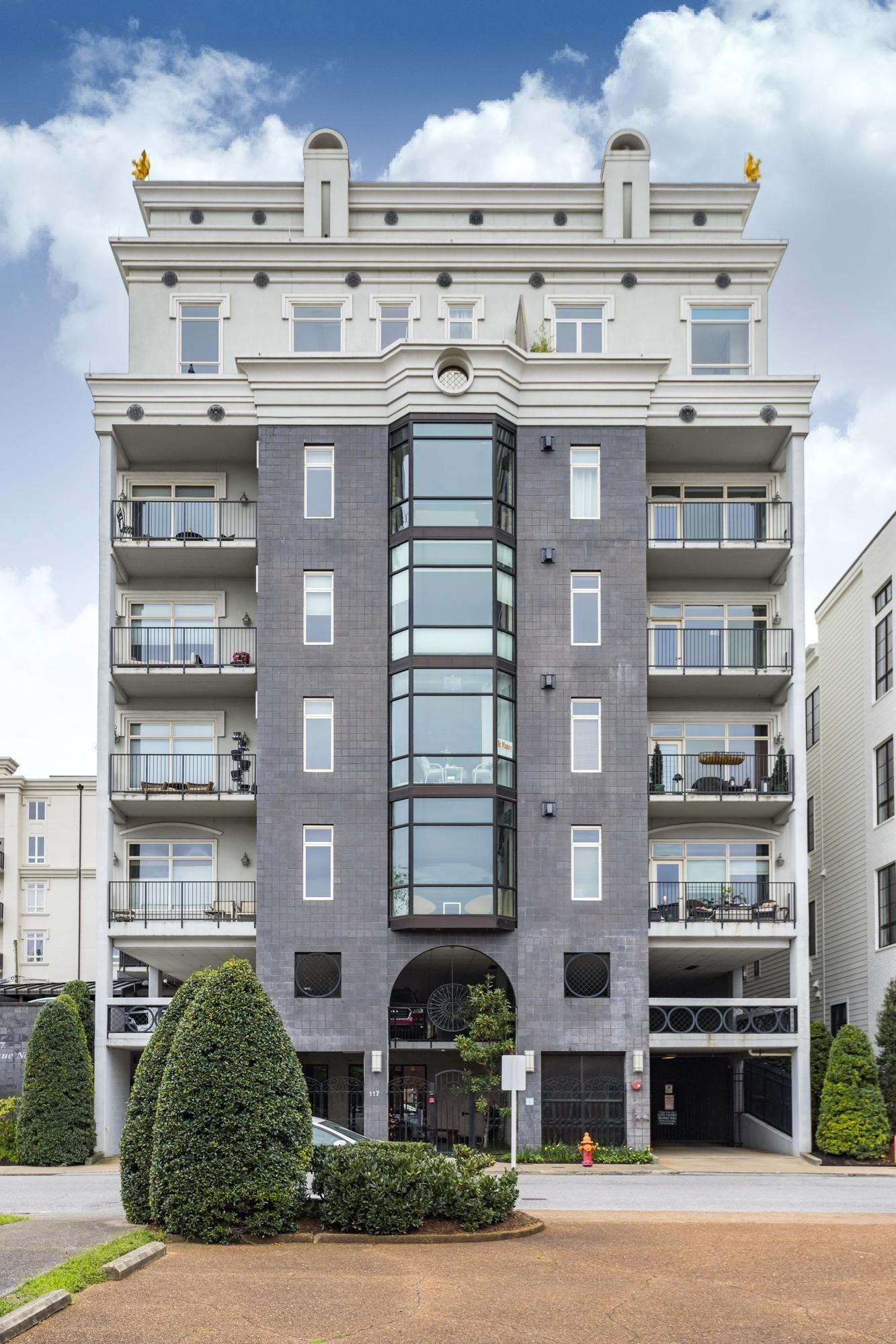 117 30th Ave, N Unit: 504