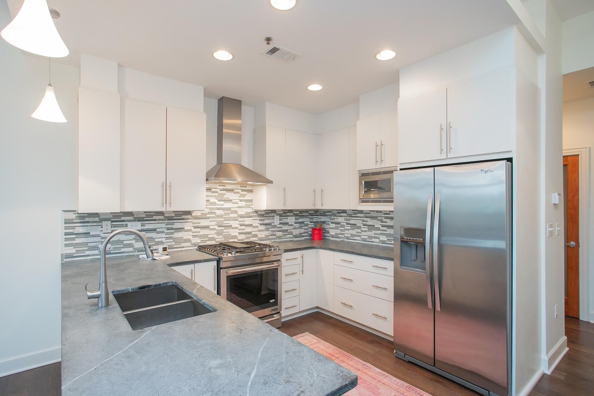 117 30th Ave, N Unit: 504