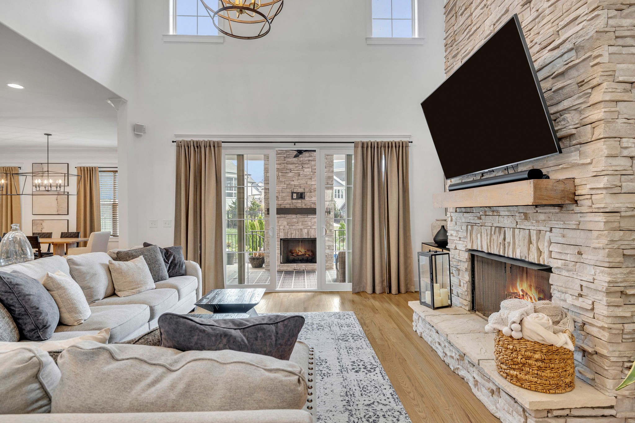 2109 Burgin Dr