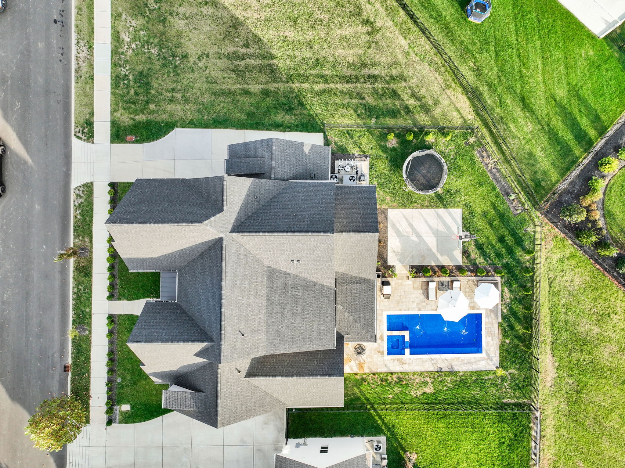 2109 Burgin Dr