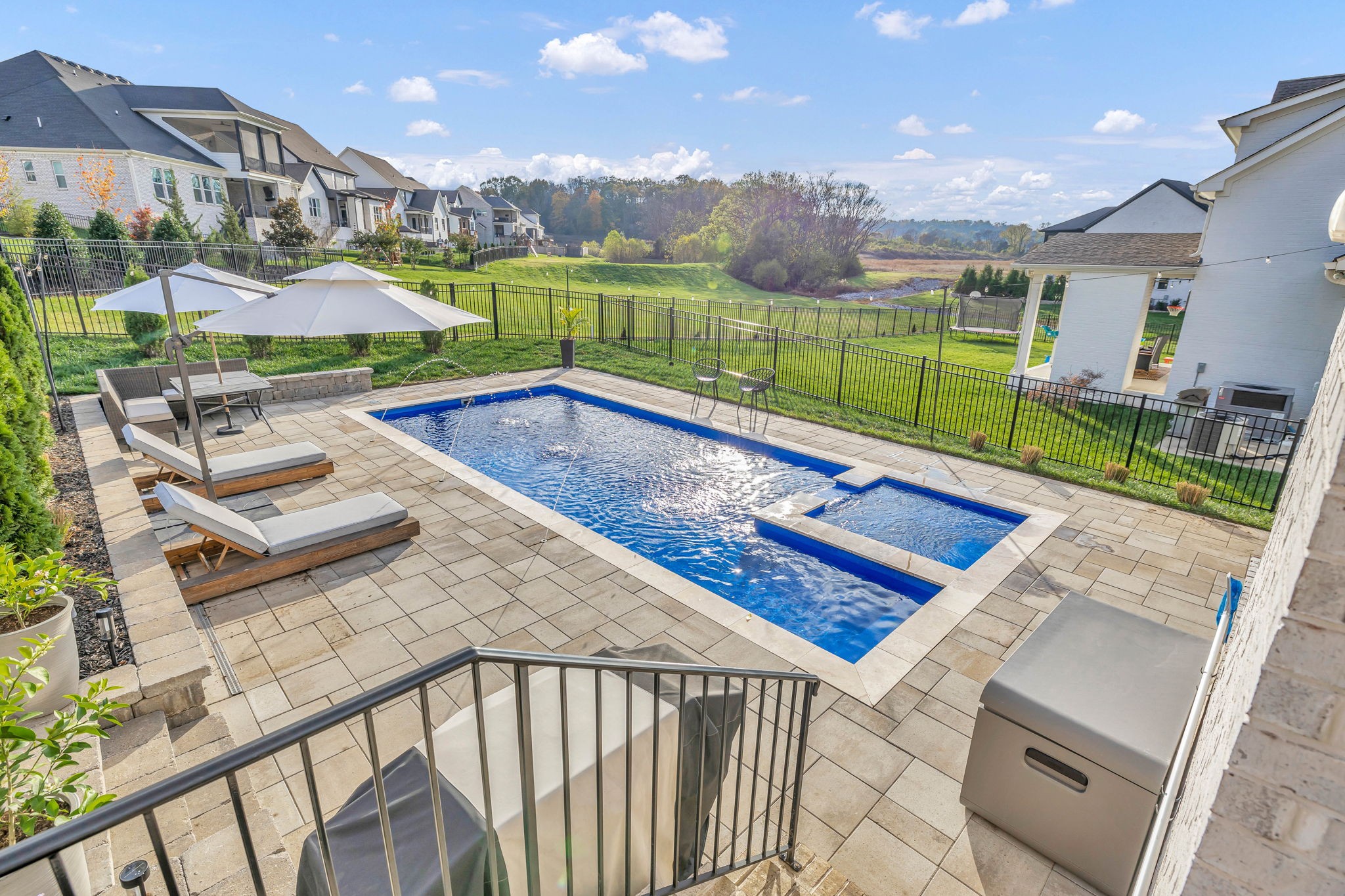 2109 Burgin Dr