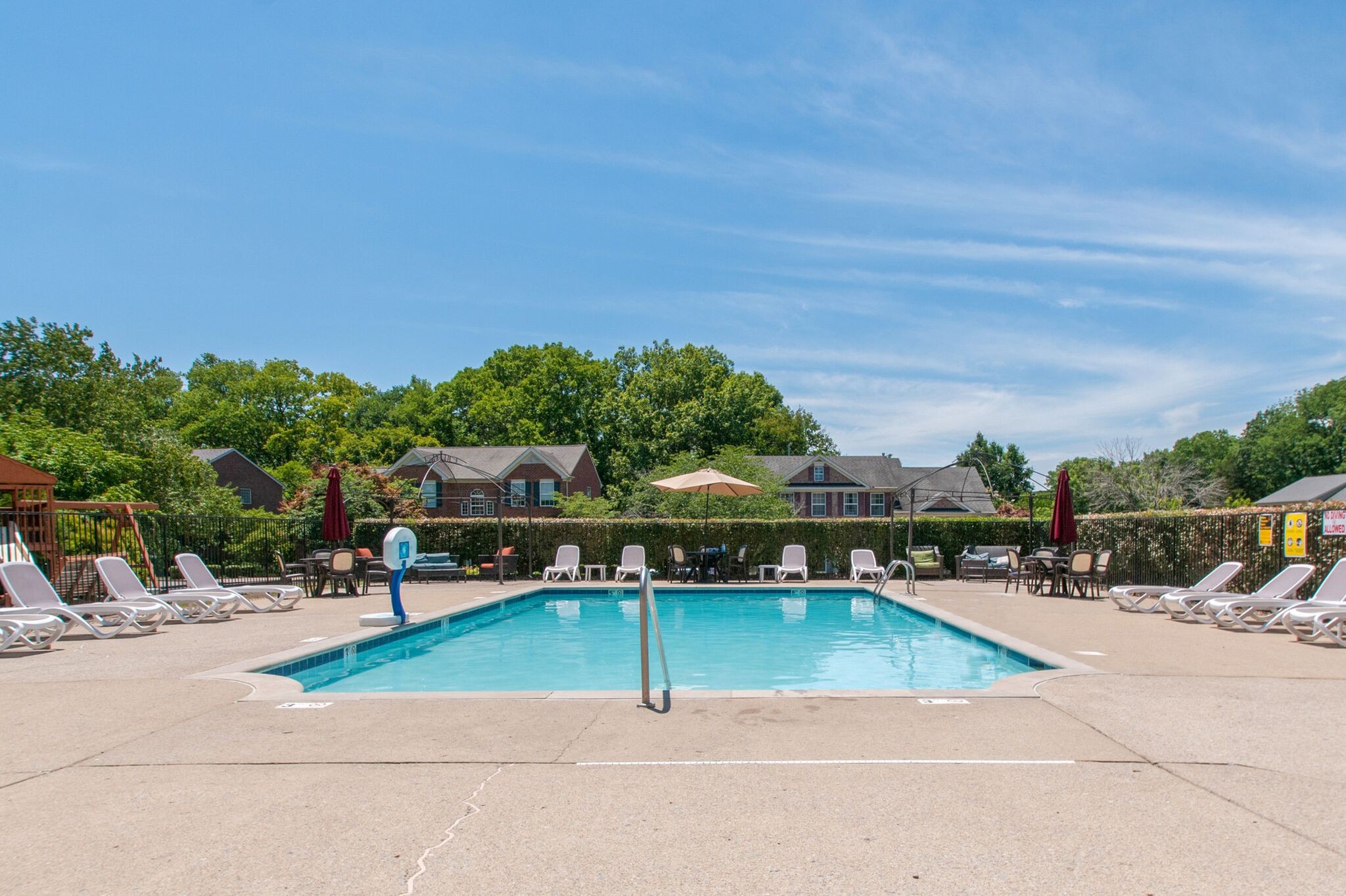 6932 Harpeth Glen Trce