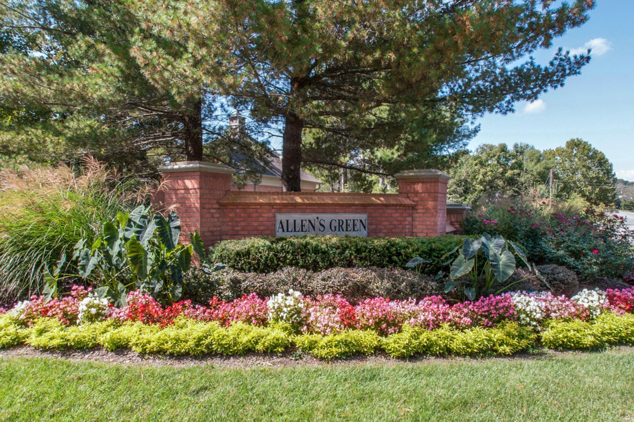 6932 Harpeth Glen Trce