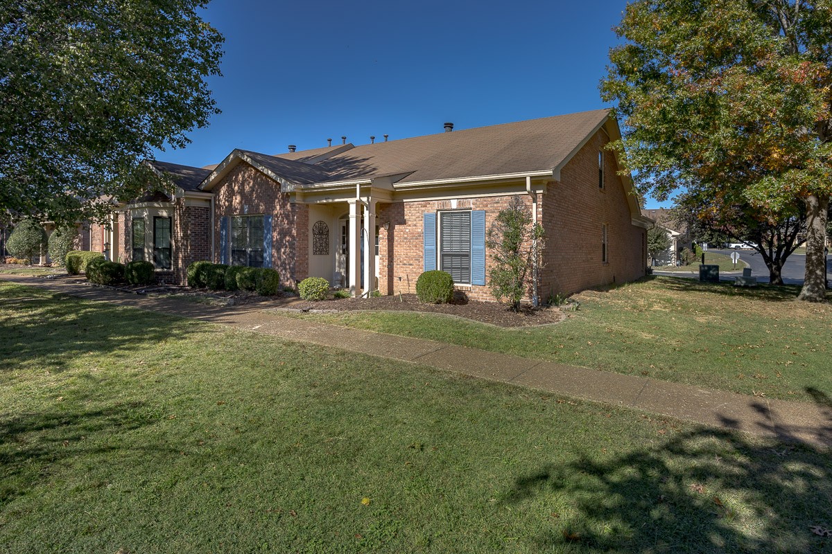 8578 Sawyer Brown Rd