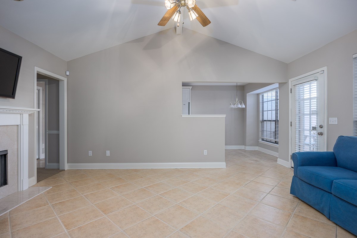 8578 Sawyer Brown Rd