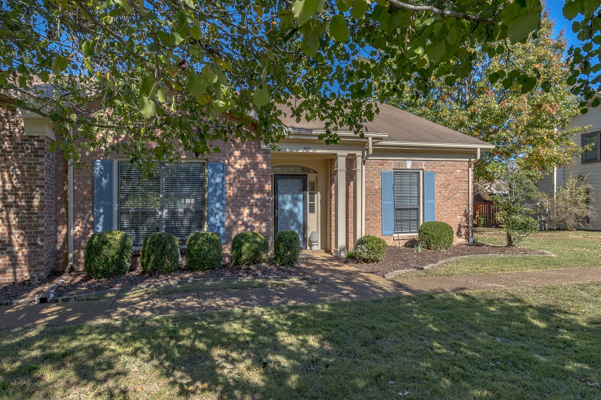 8578 Sawyer Brown Rd