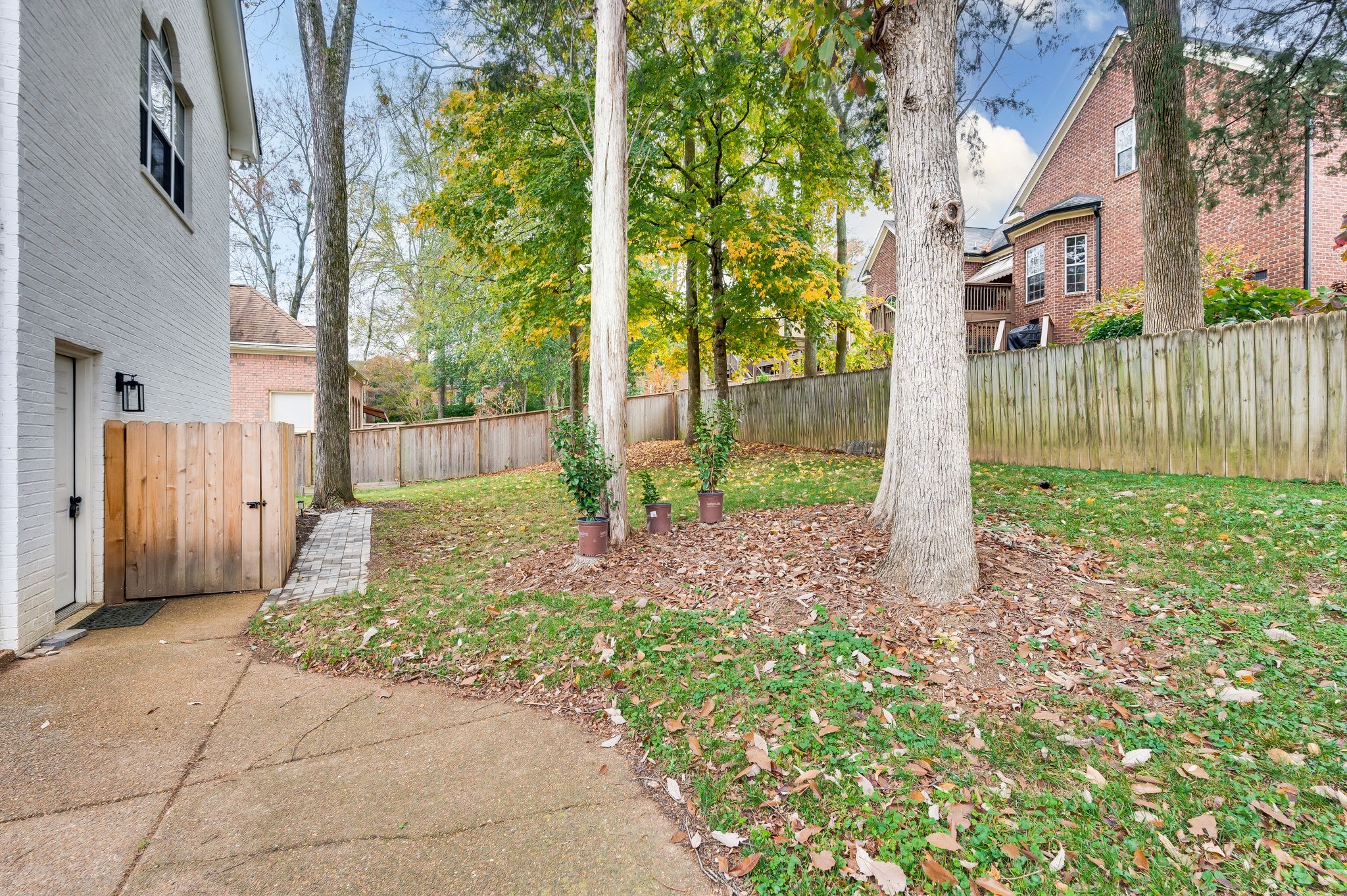 8016 Poplarwood Rd