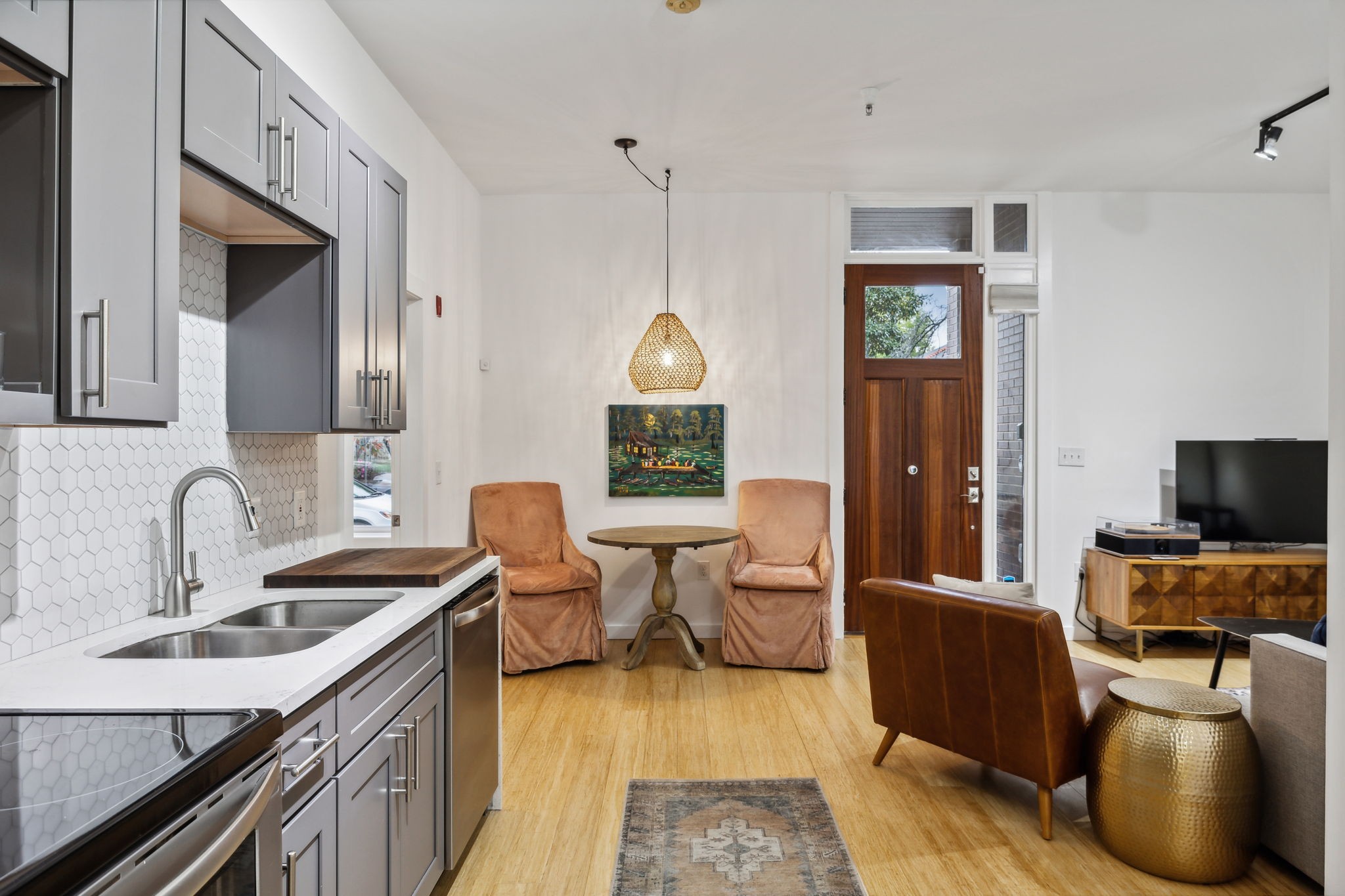 1702 18th Ave, S Unit: townhome