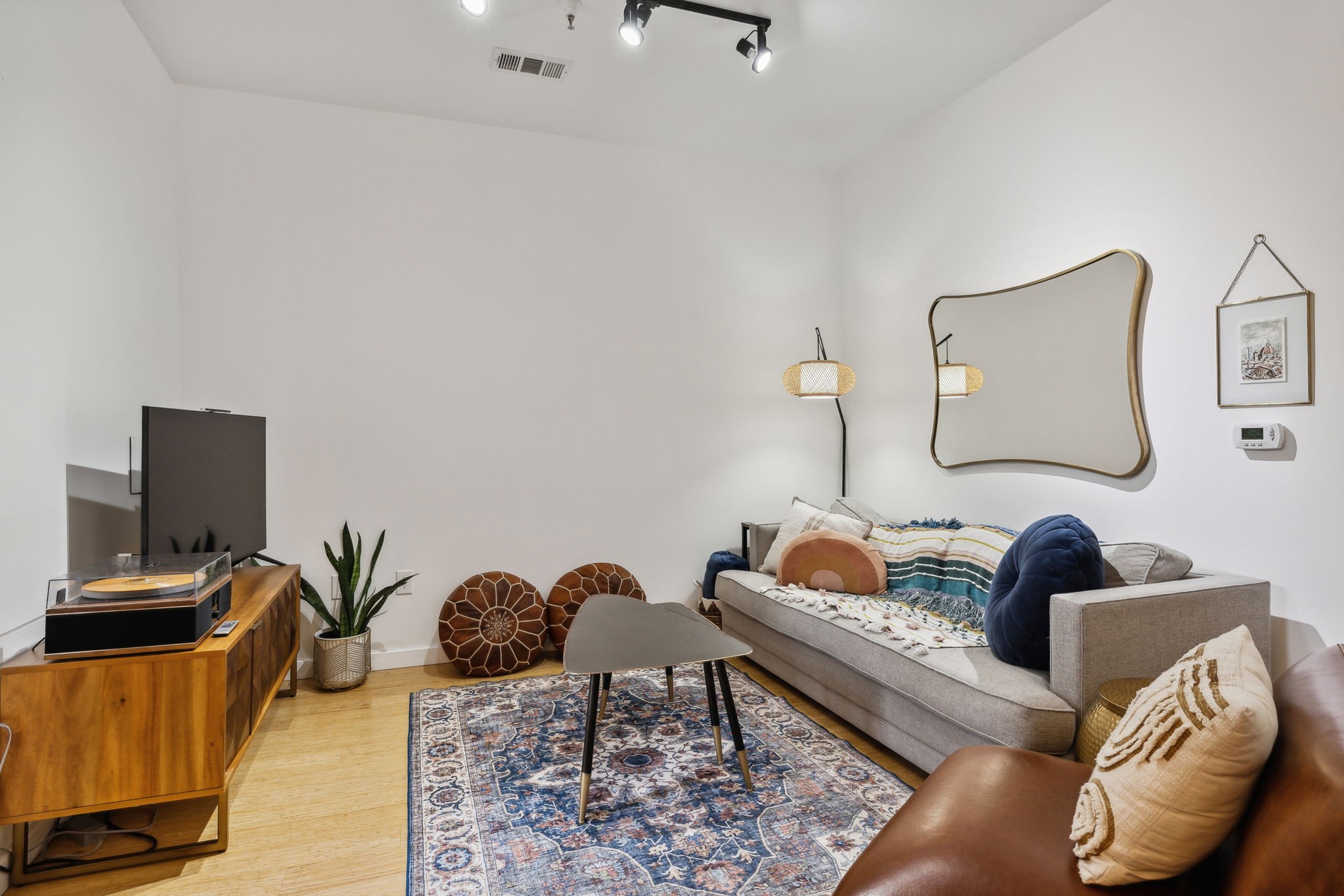 1702 18th Ave, S Unit: townhome