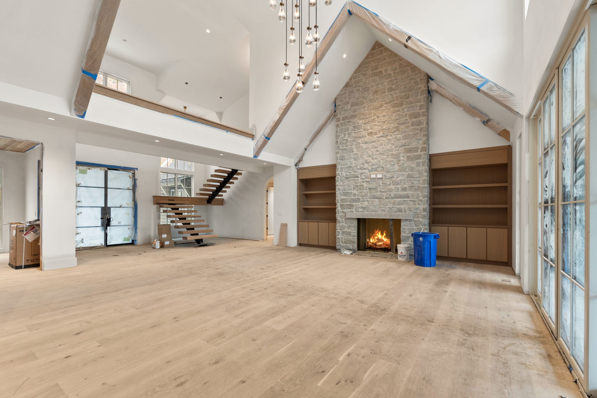 4038 Crestridge Dr