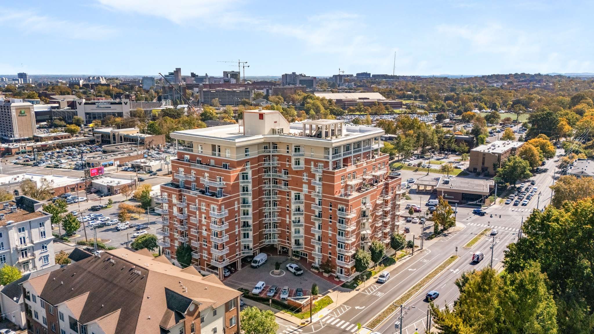 110 31st Ave, N Unit: 701