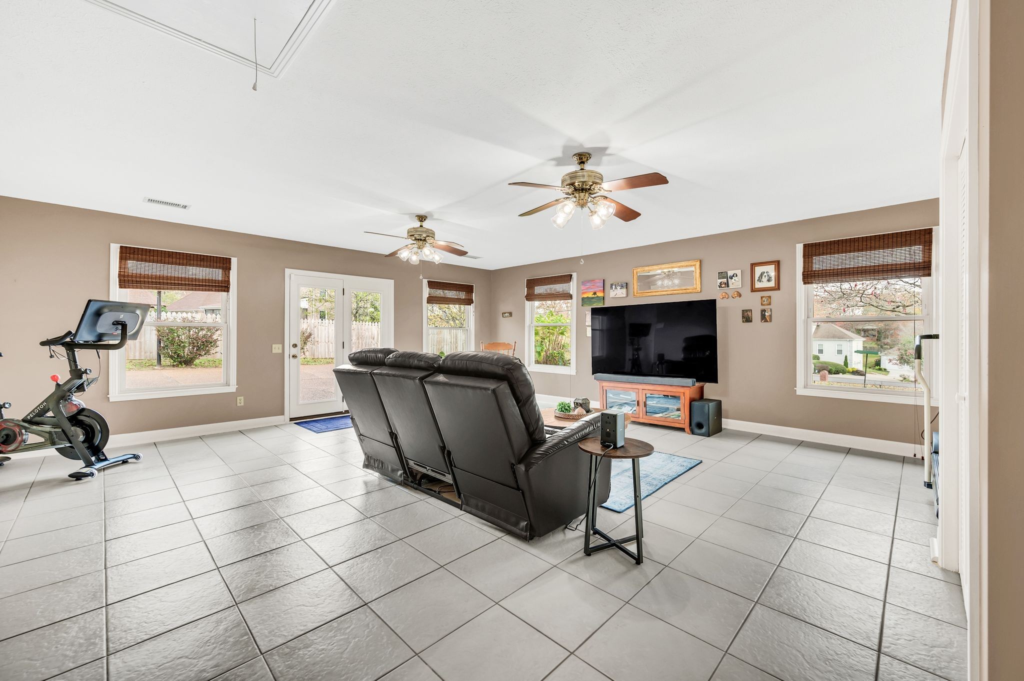 1183 Rosewood Trl
