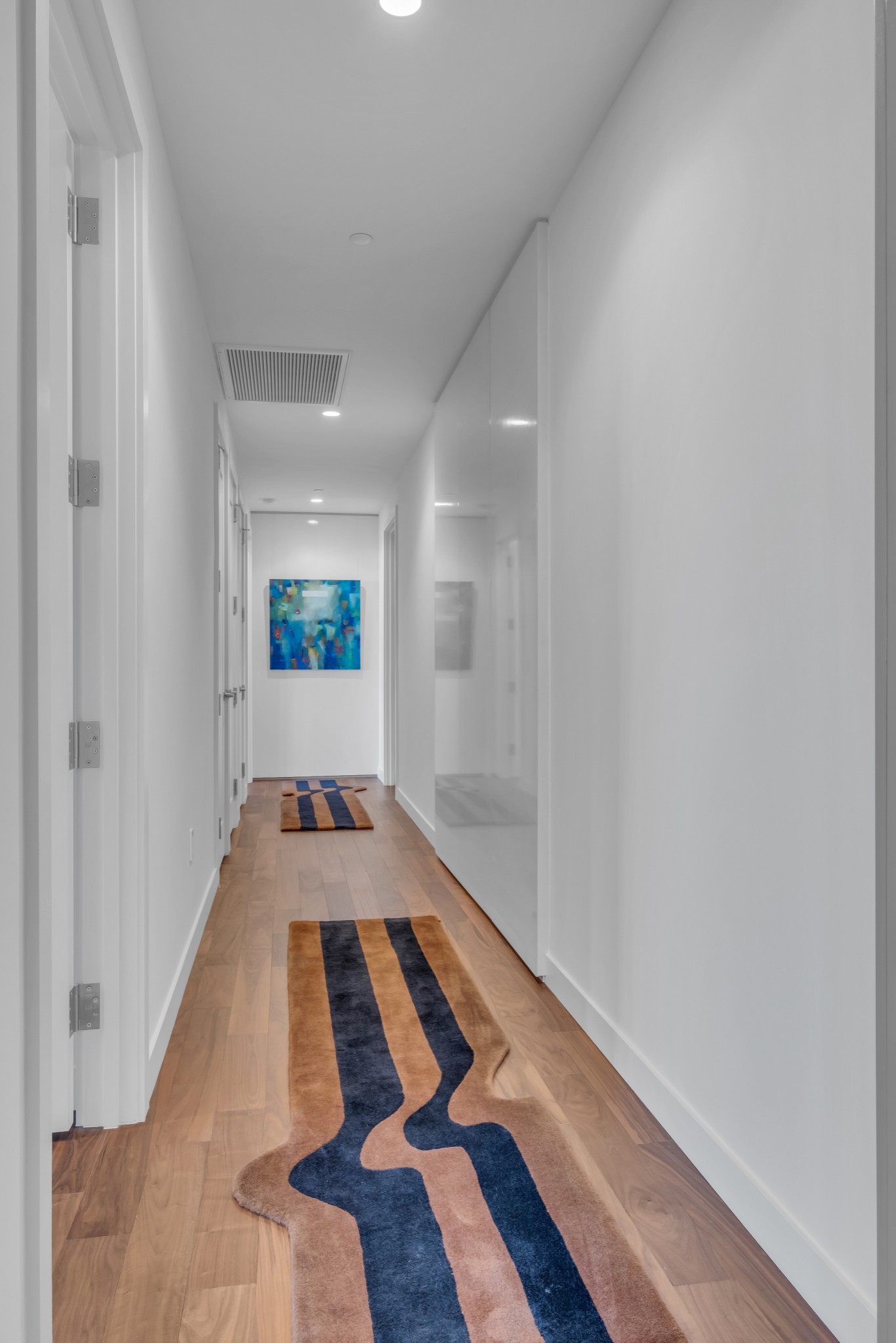 160 2nd Ave, S Unit: 2704