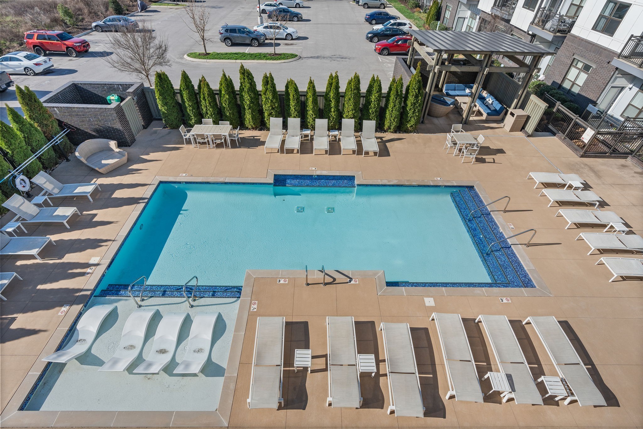 1638 54th Ave, N Unit: 300
