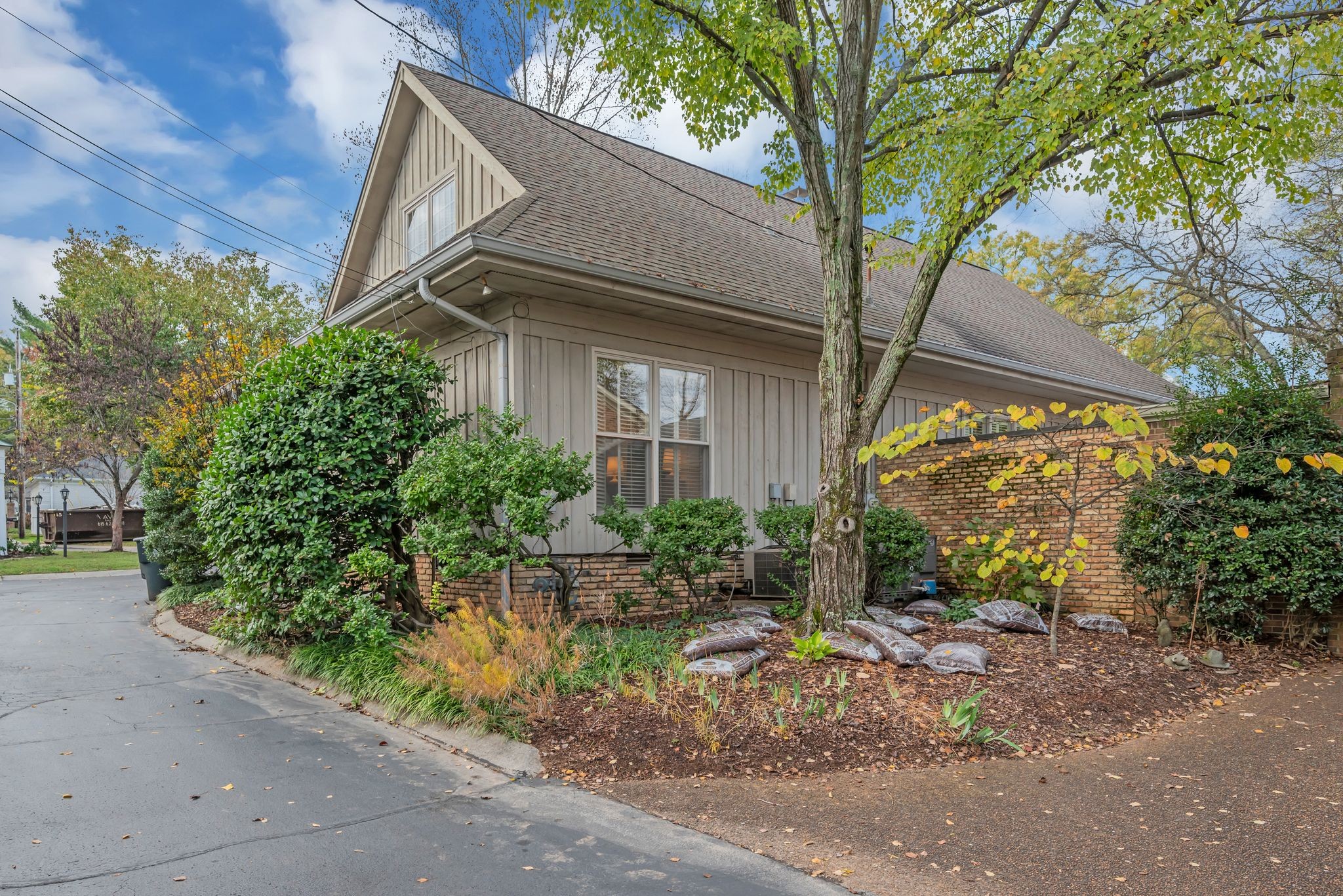 4104 Estes Rd