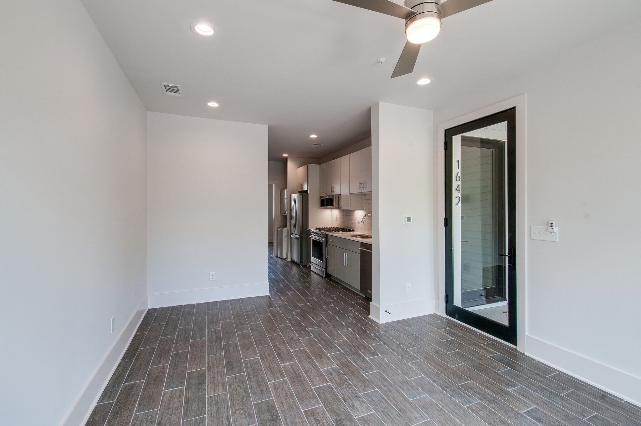 1640 19th Ave, S Unit: 8