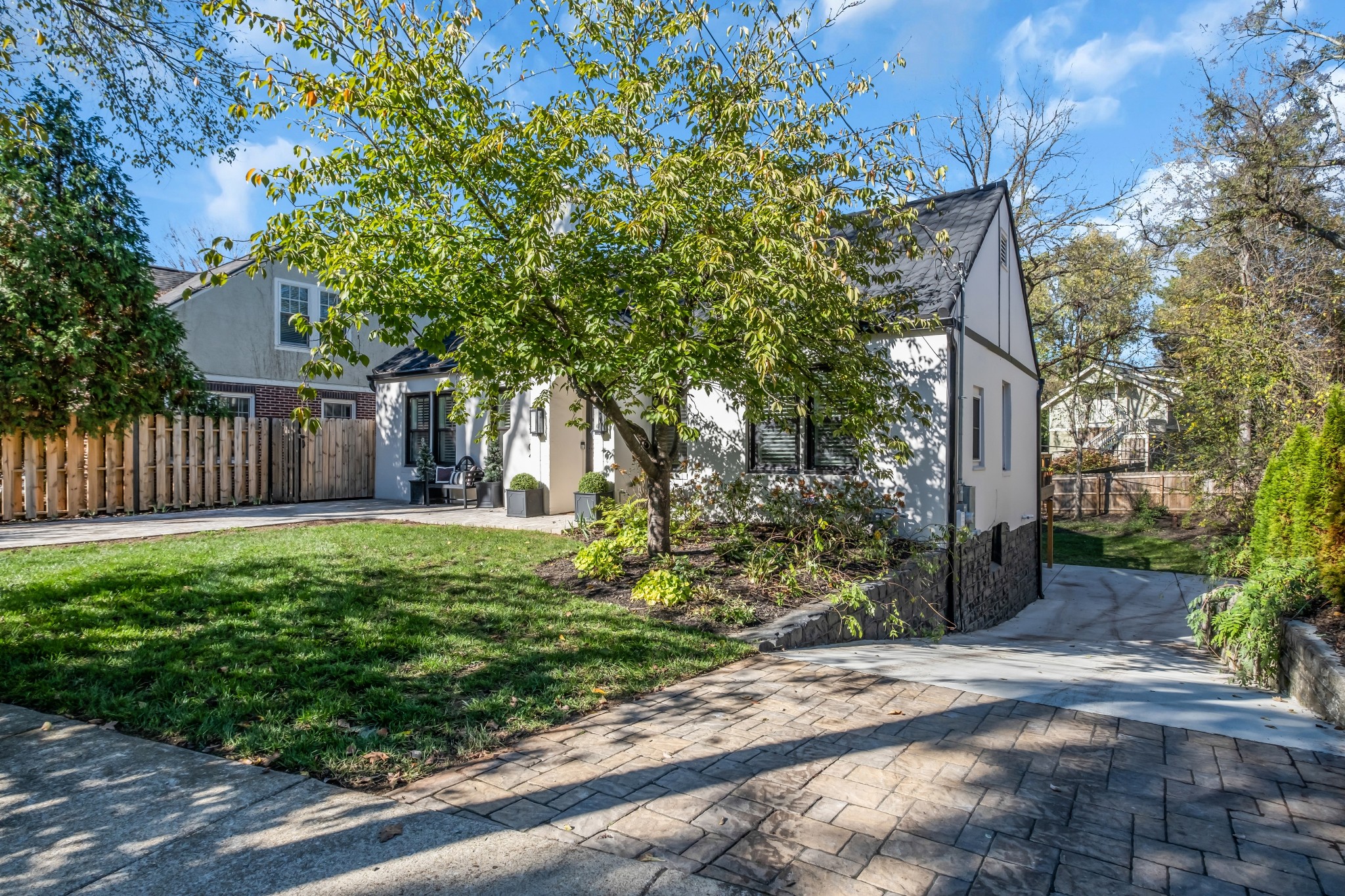 3704 Princeton Ave