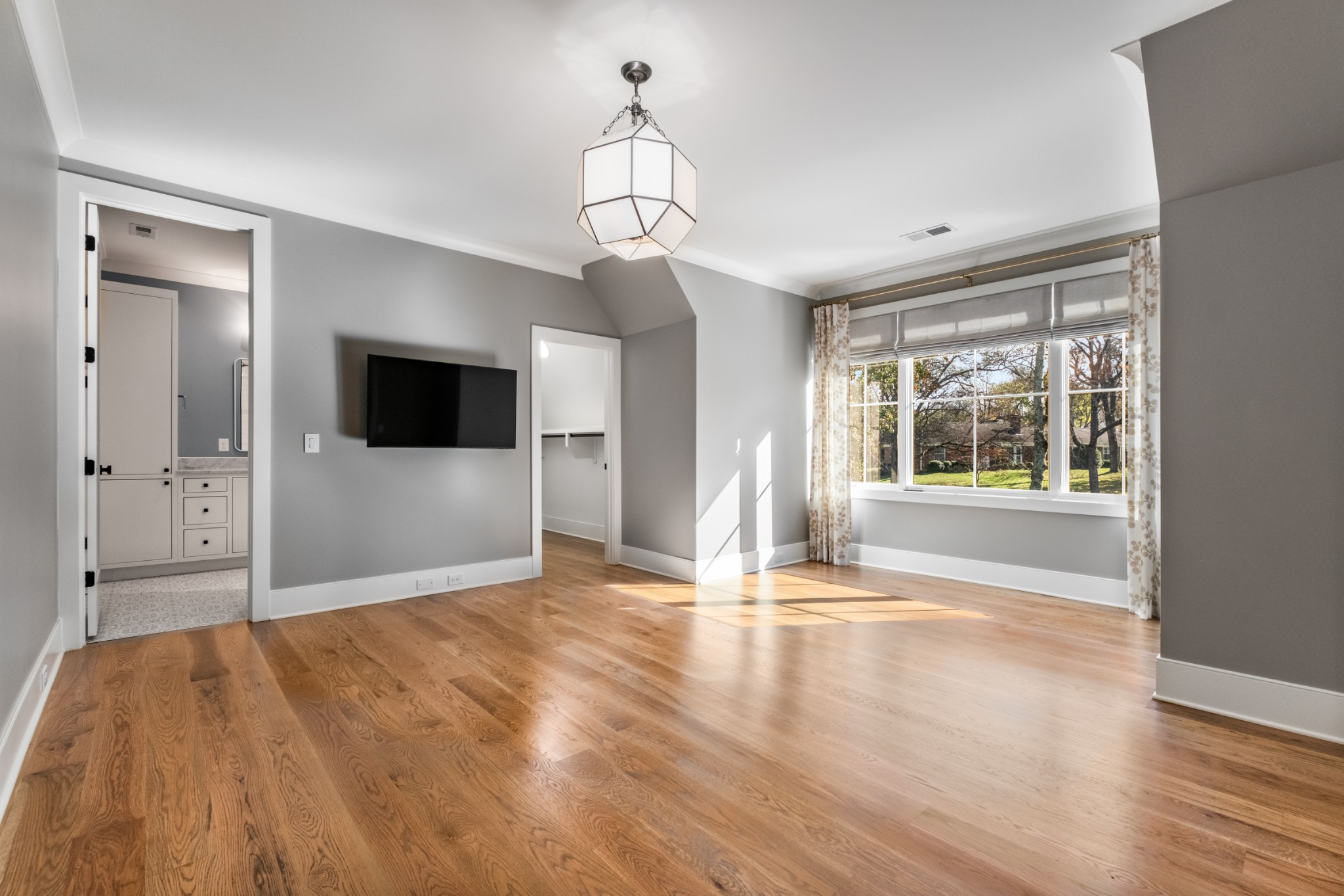 170 Haverford Dr