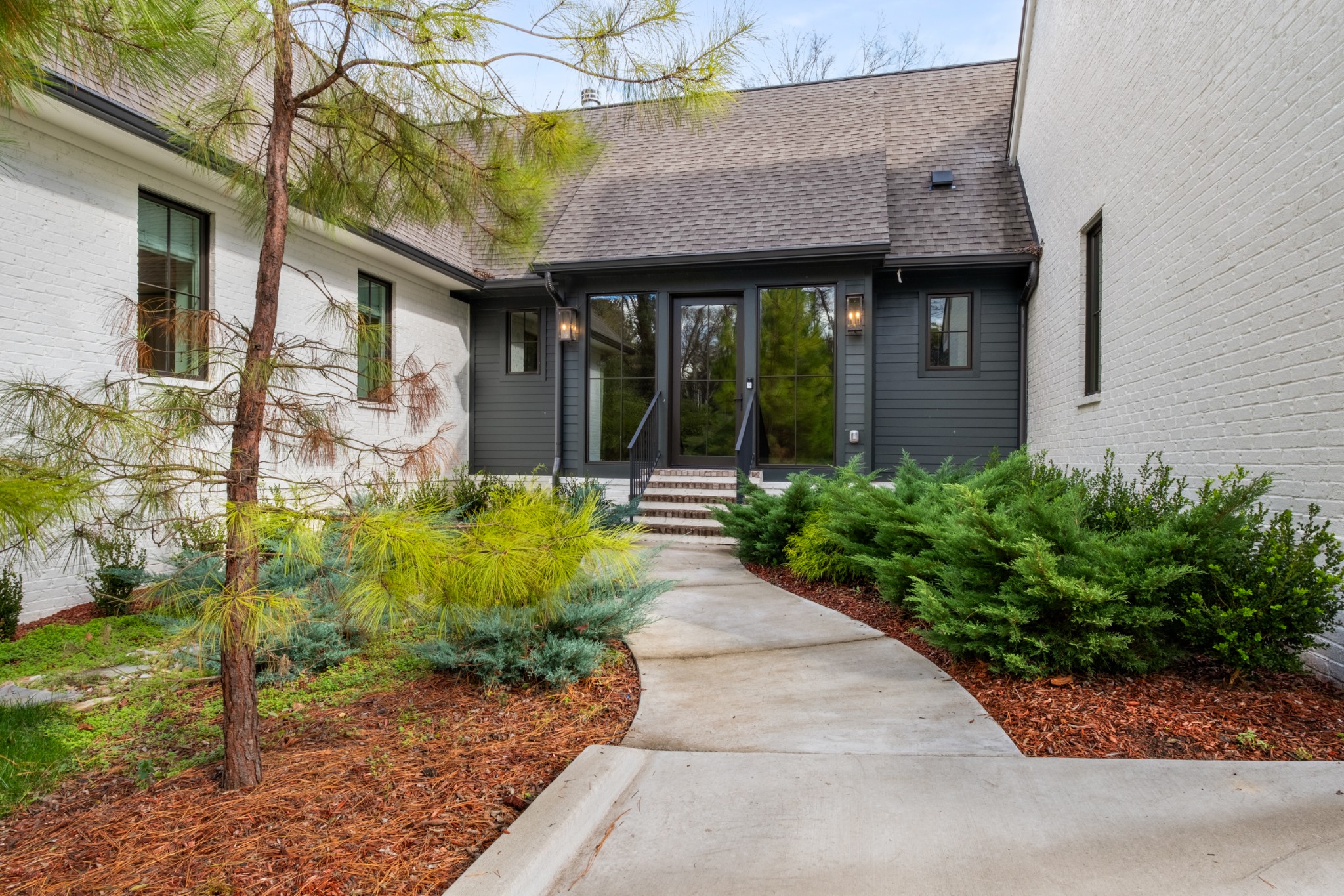 170 Haverford Dr