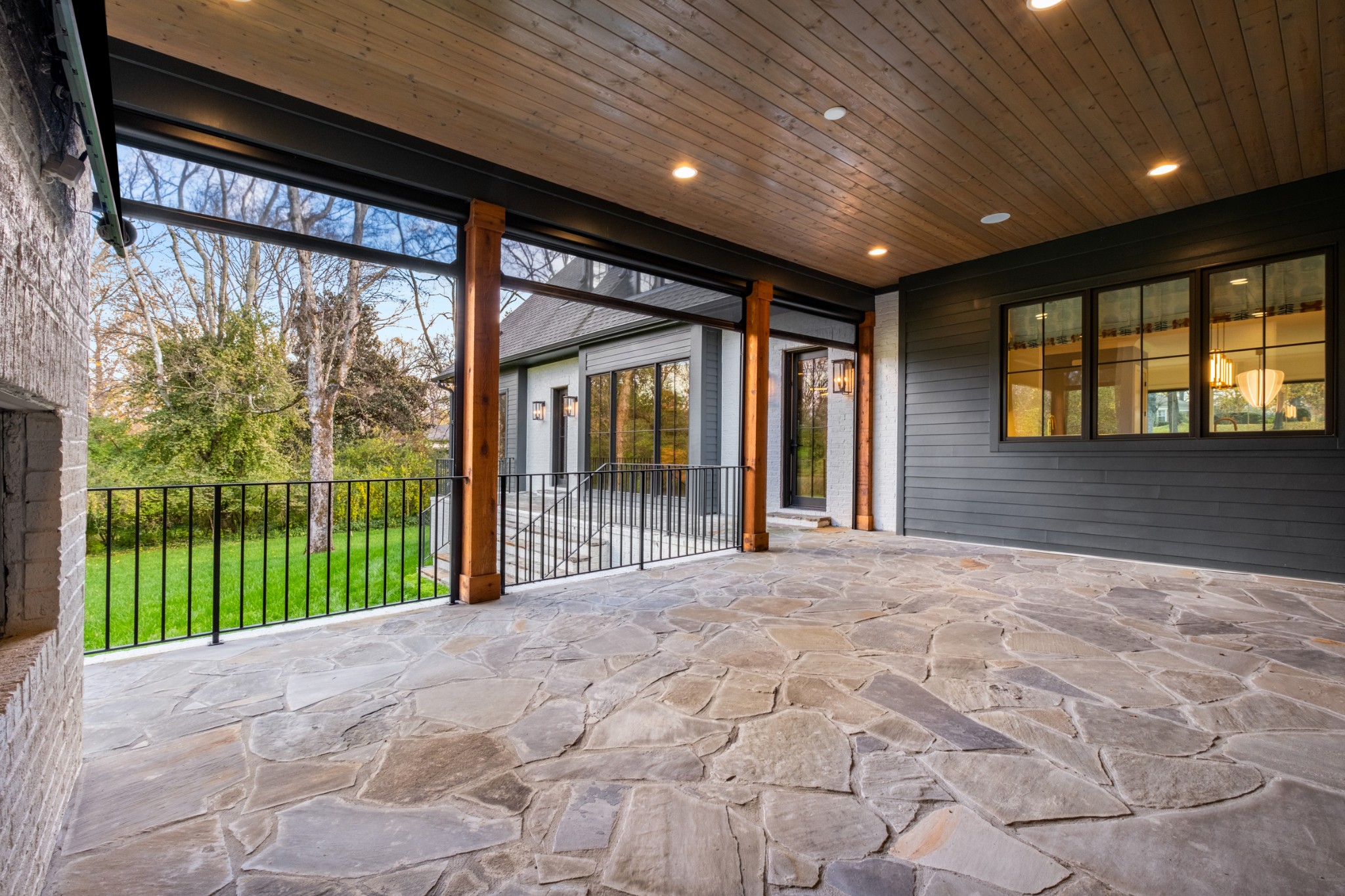 170 Haverford Dr
