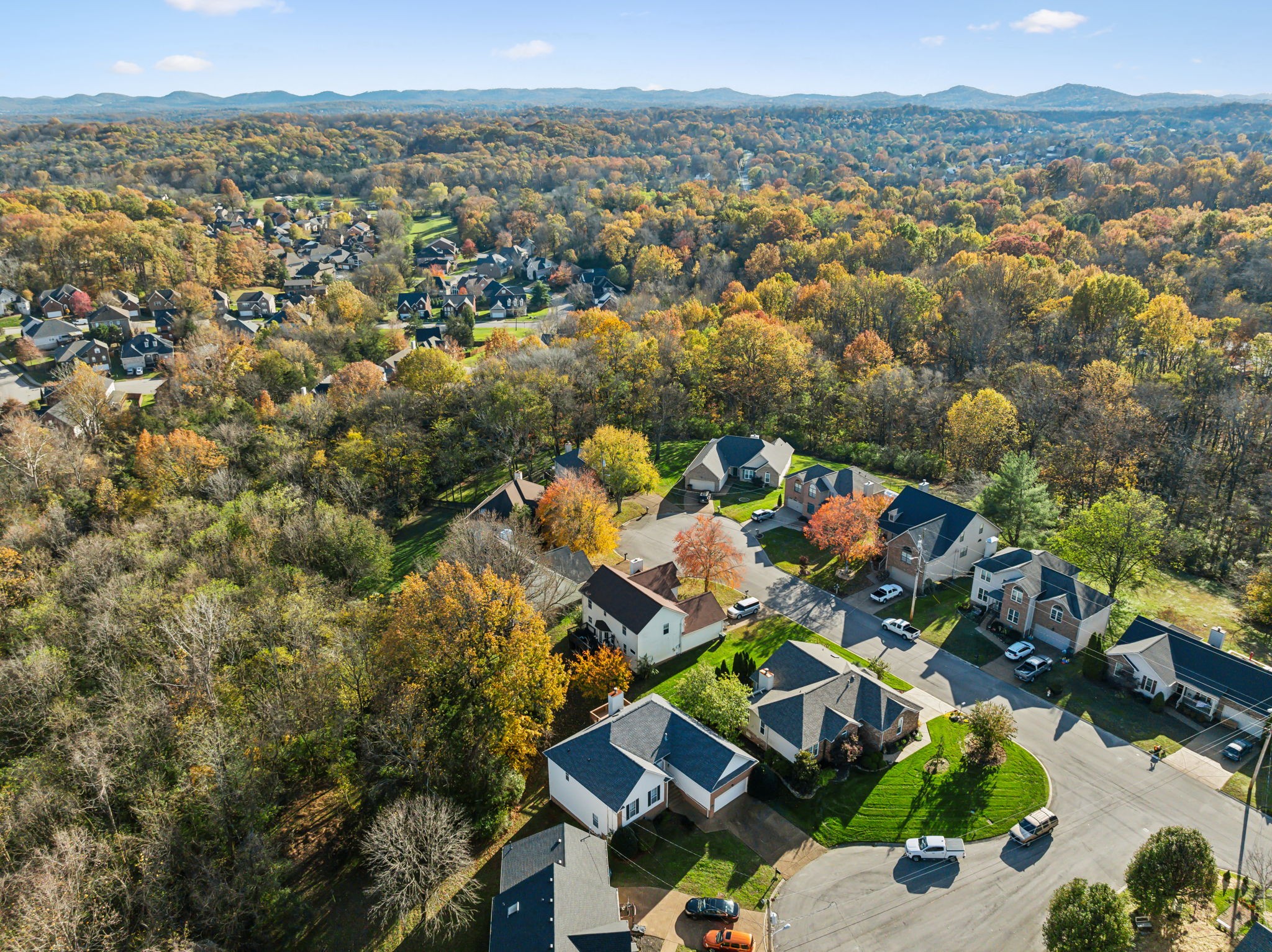 104 Woodfield Ct