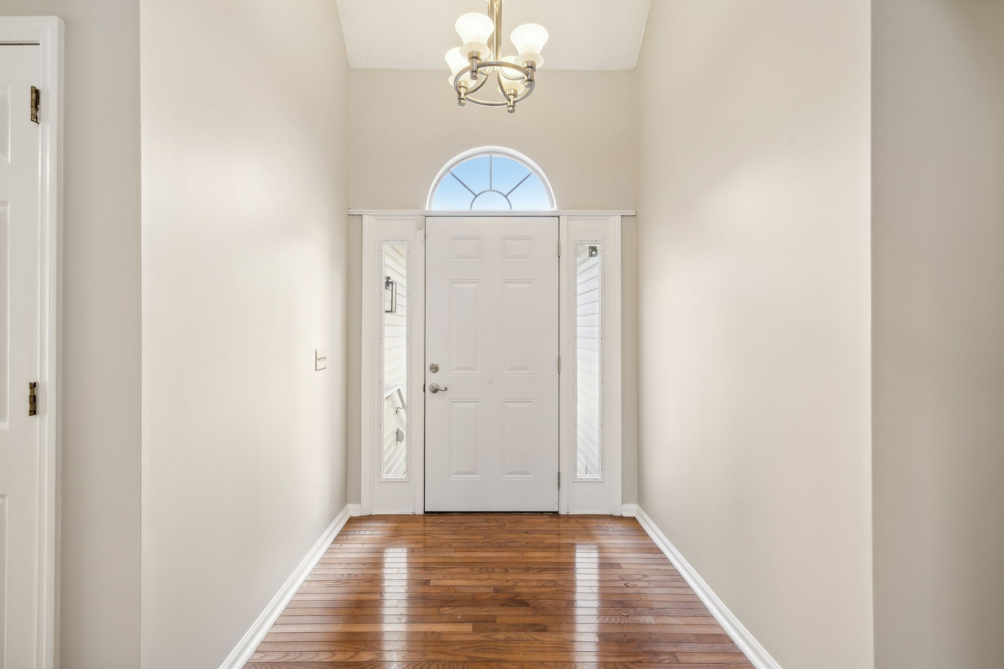 104 Woodfield Ct