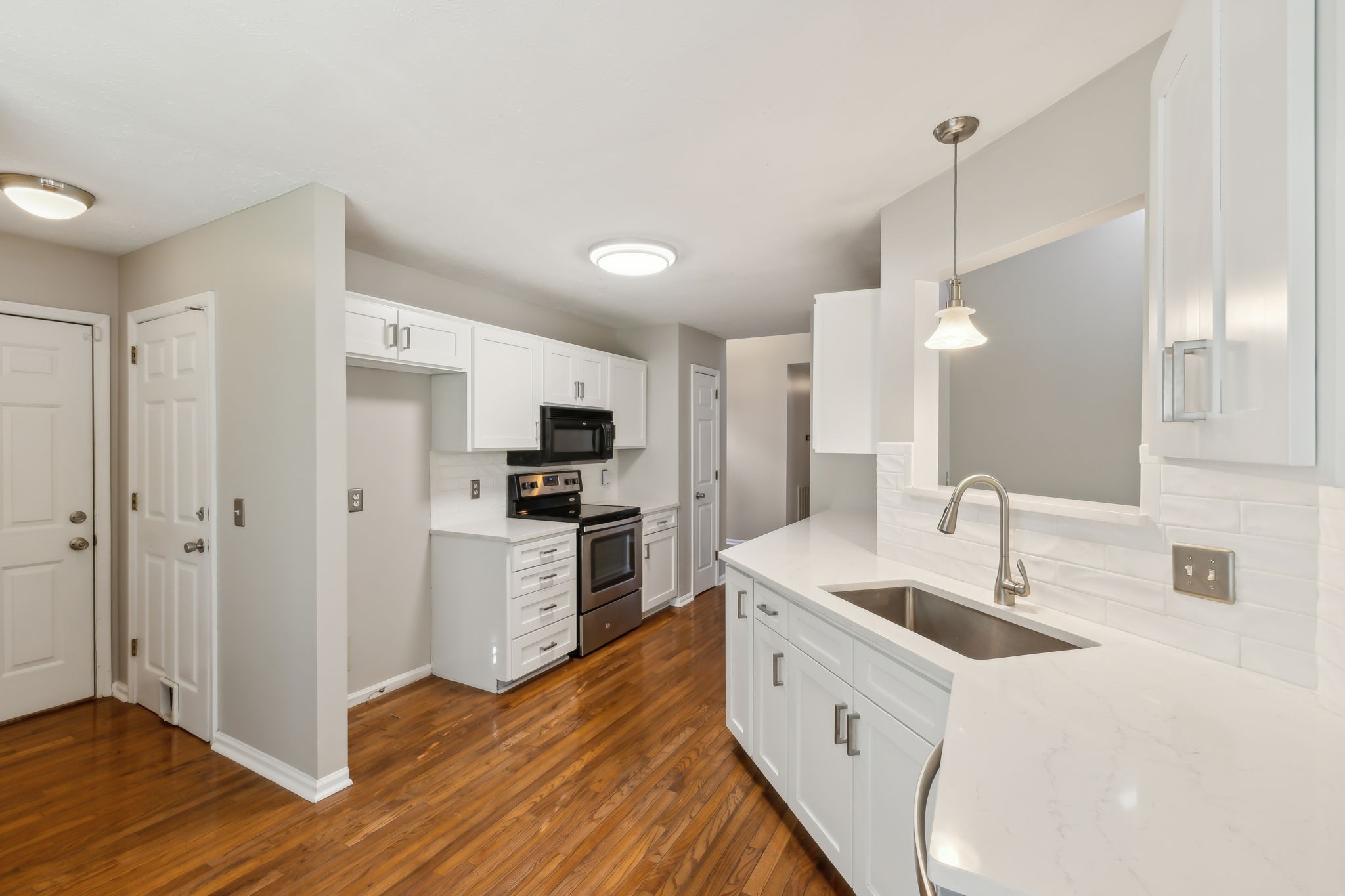 104 Woodfield Ct