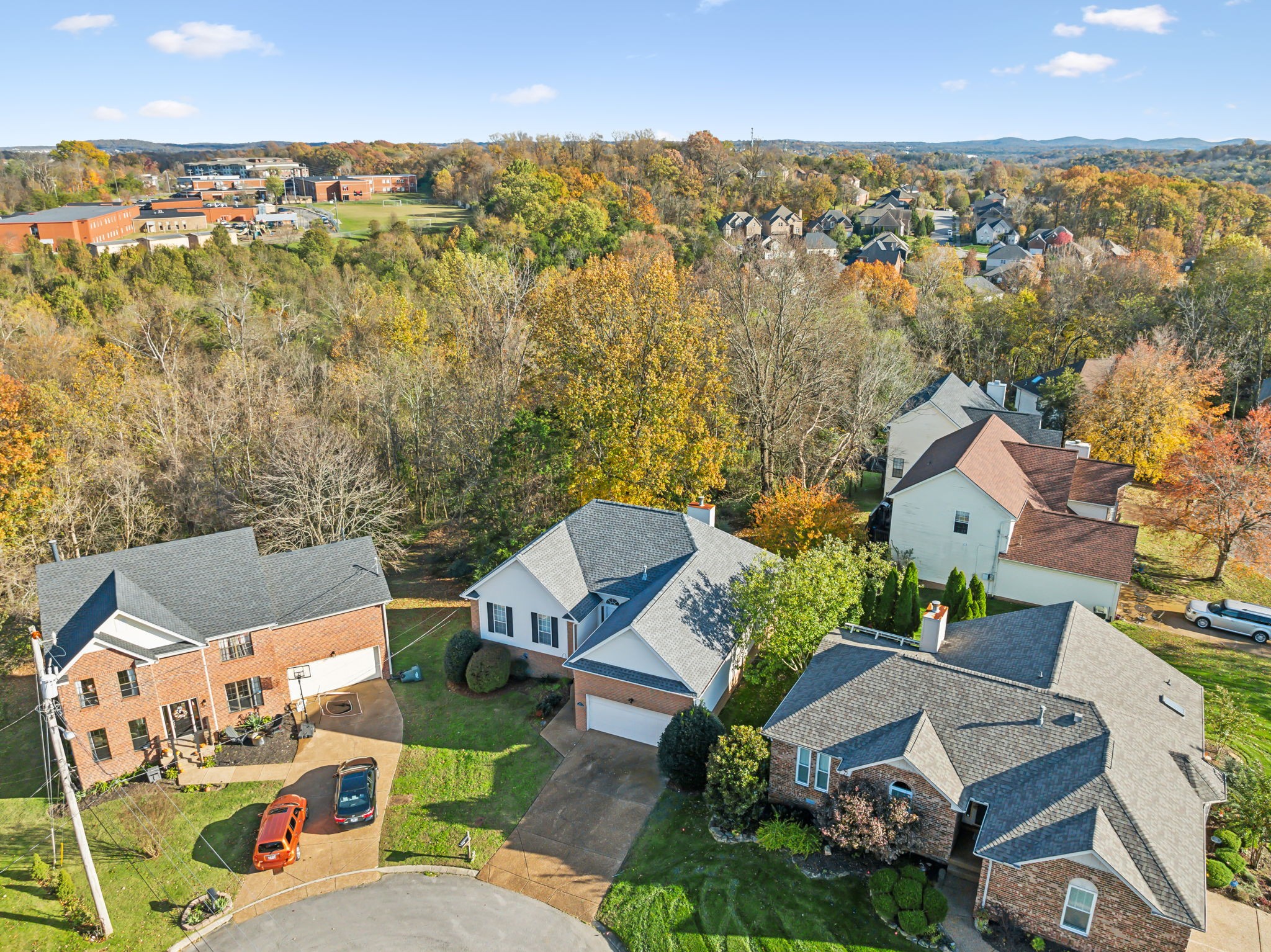 104 Woodfield Ct