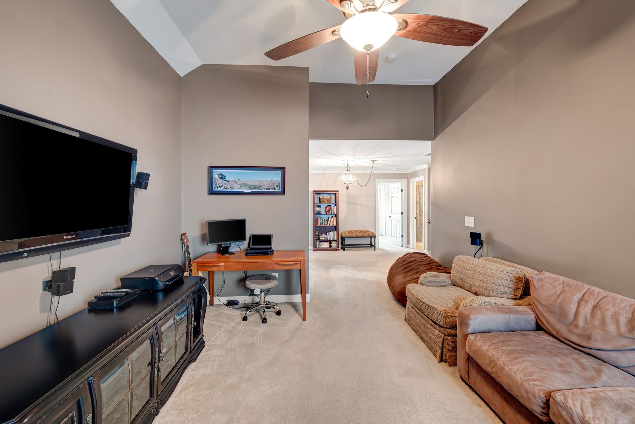 3217 Charleston Way