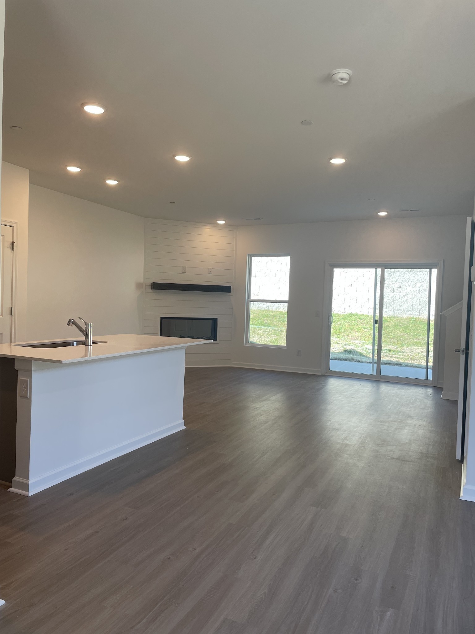 7149 Mapleside Lane