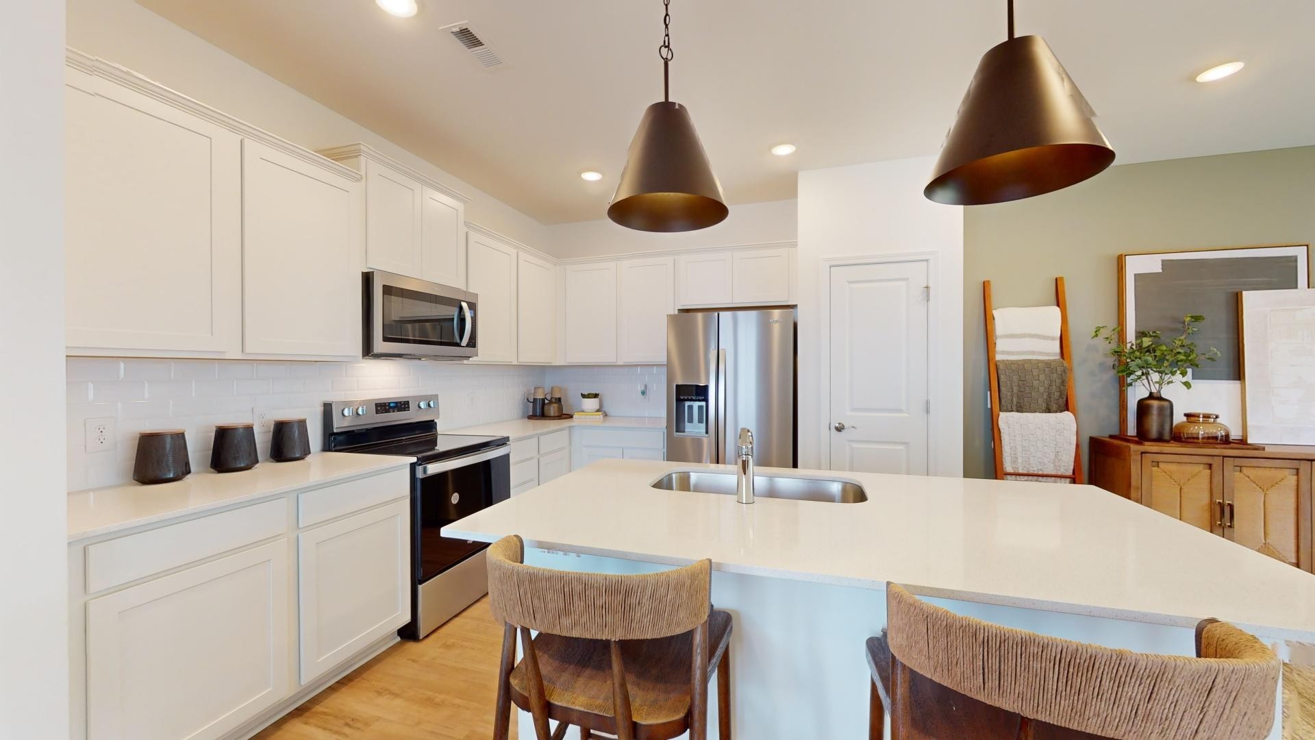 7149 Mapleside Lane