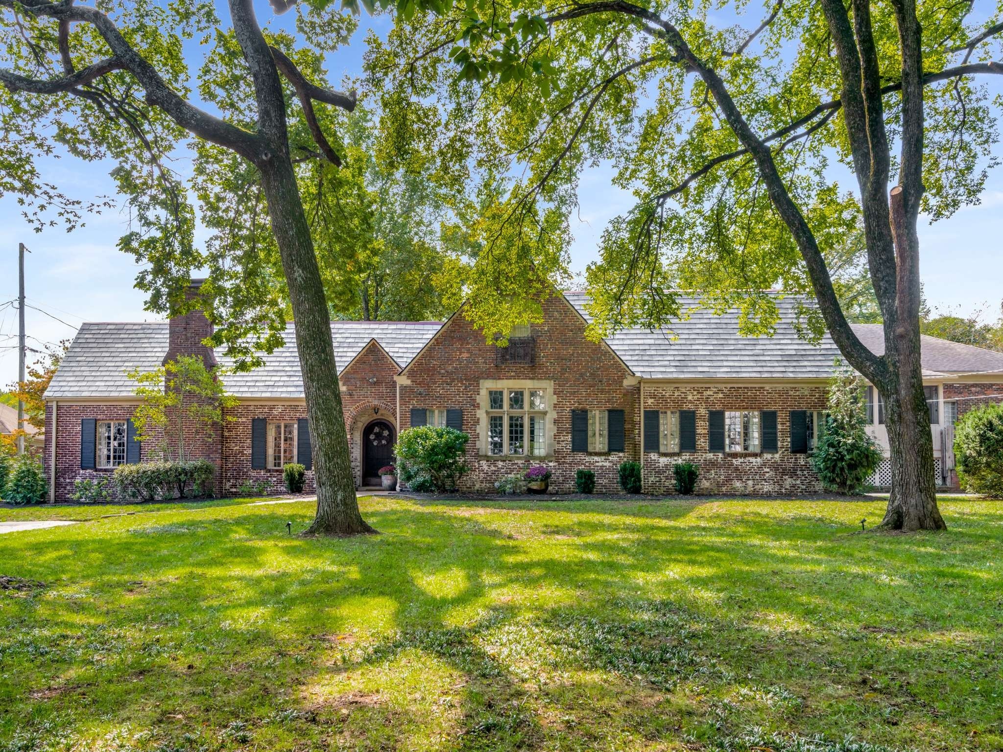 501 Brighton Pl