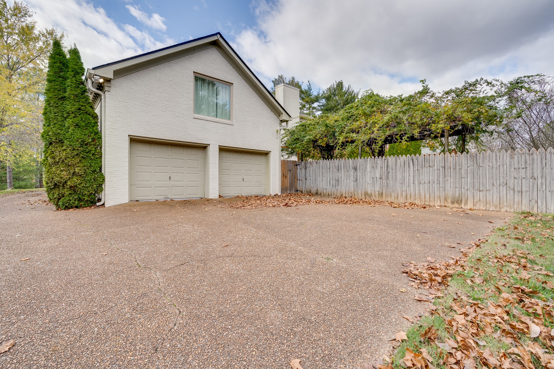 1516 Daventry Ct
