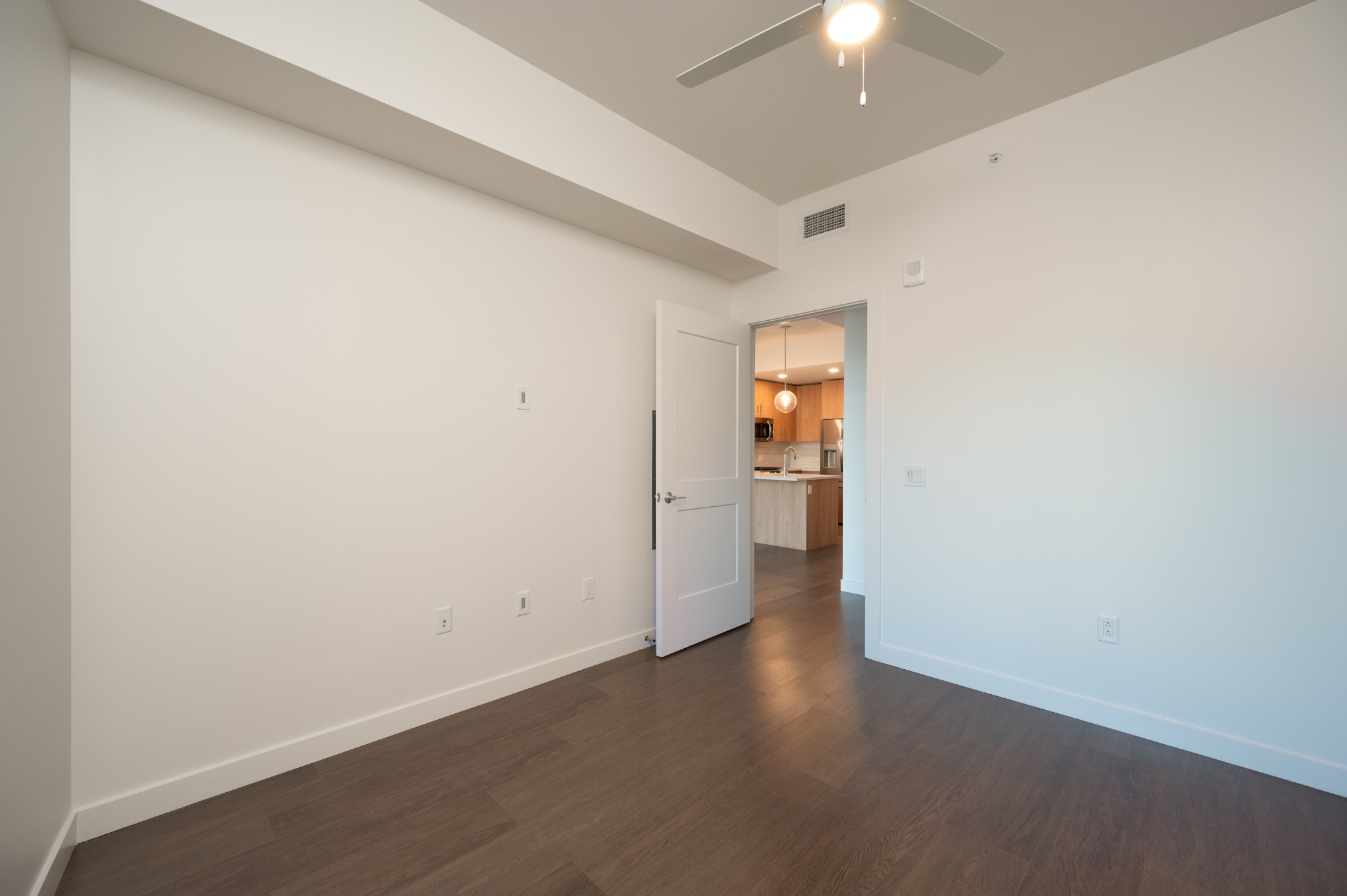 1212 Demonbreun St Unit: 2214