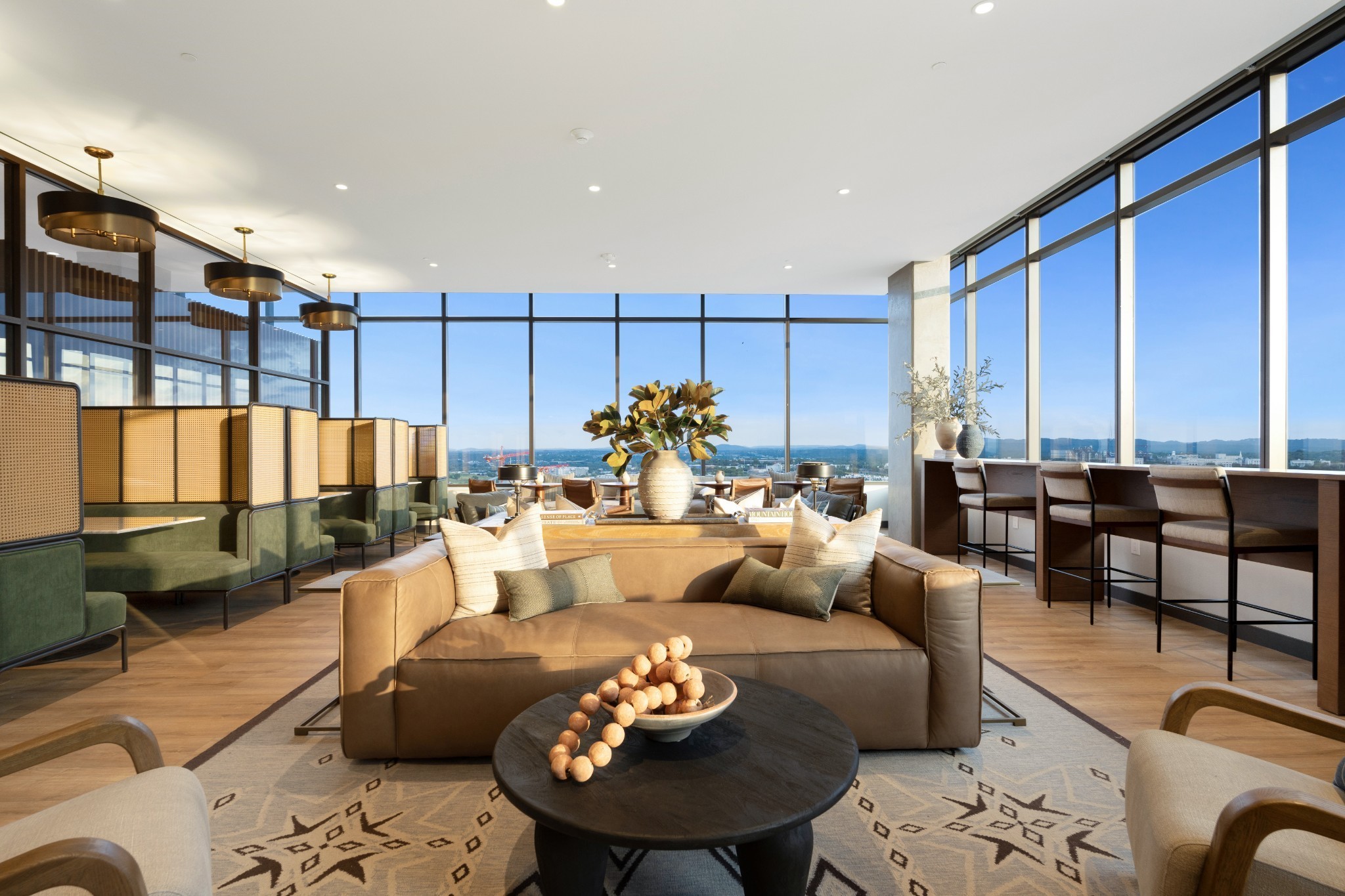 1212 Demonbreun St Unit: 2214