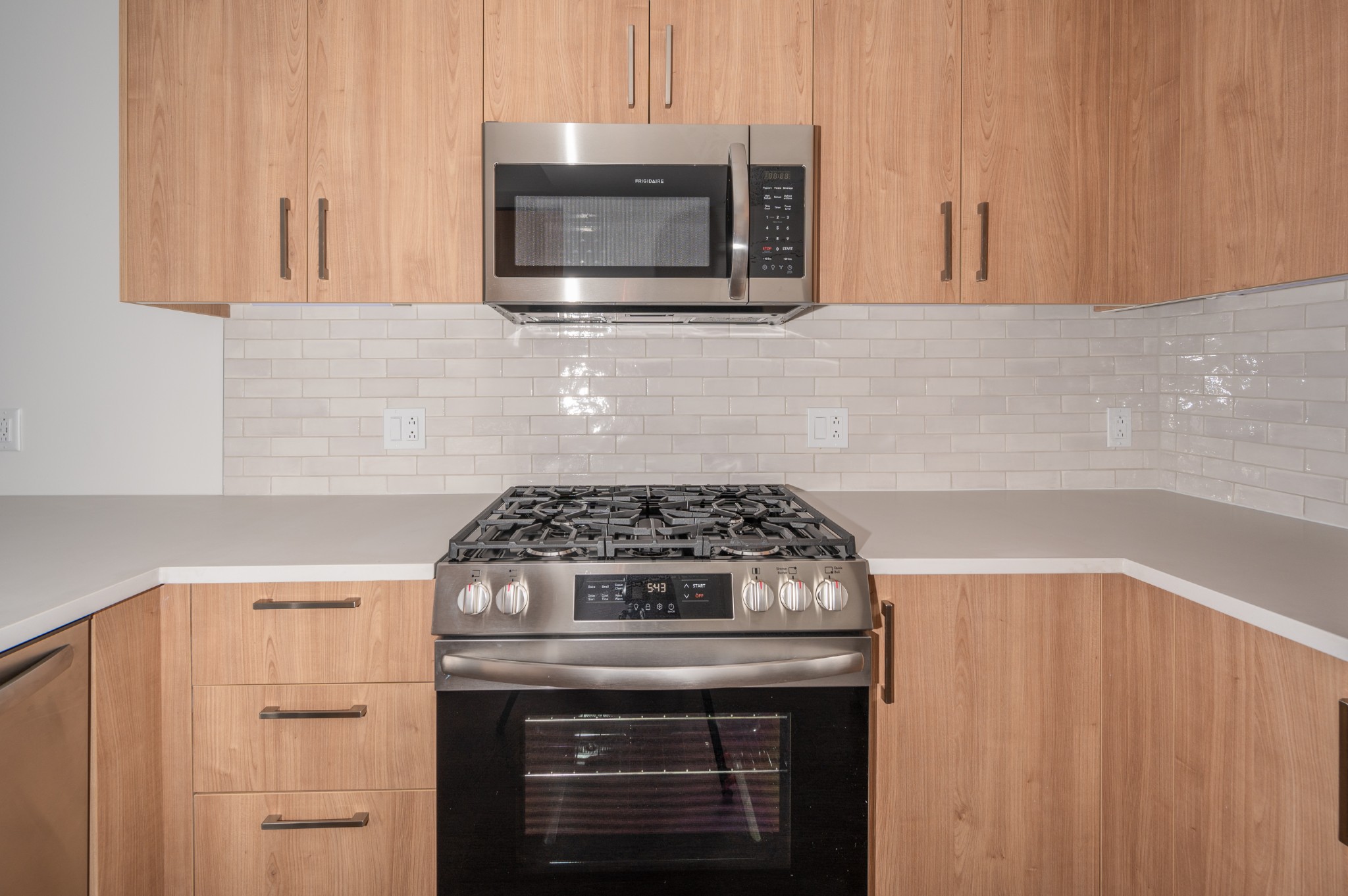 1212 Demonbreun St Unit: 2214