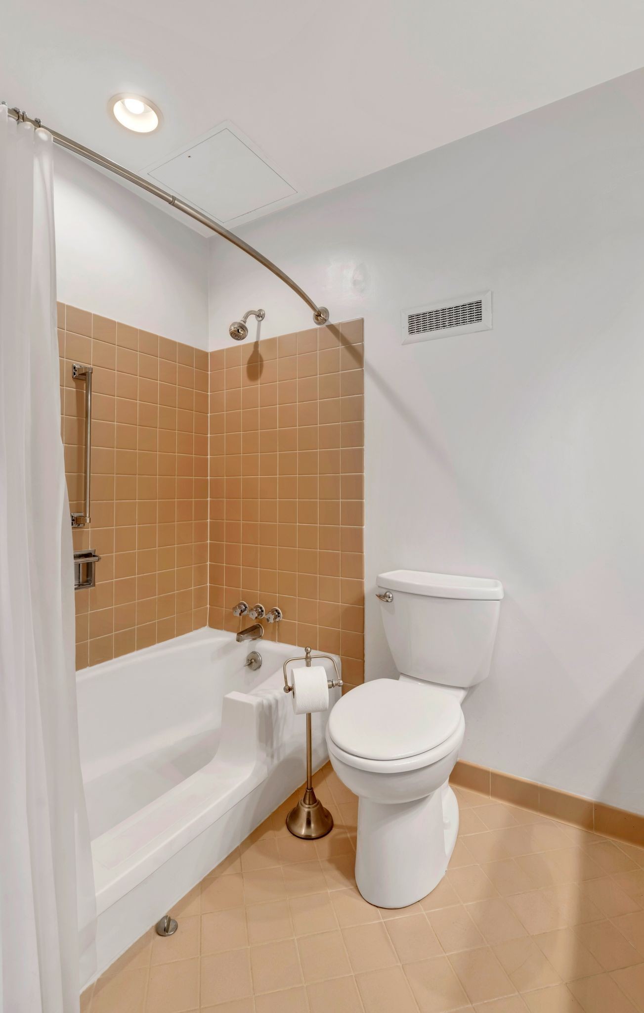 105 Leake Ave Unit: 34