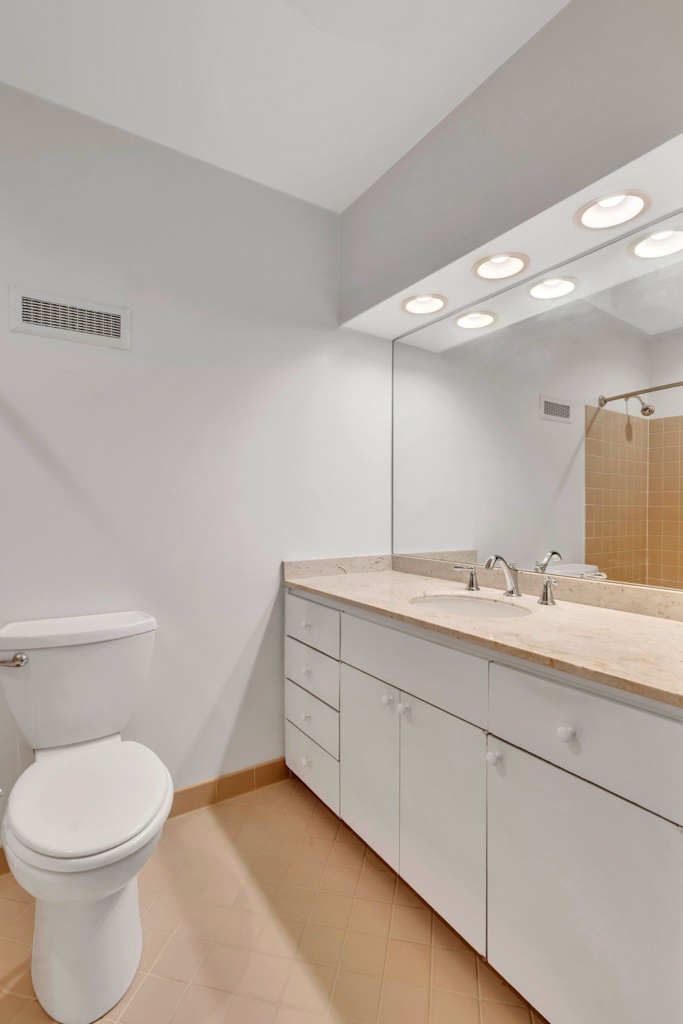 105 Leake Ave Unit: 34