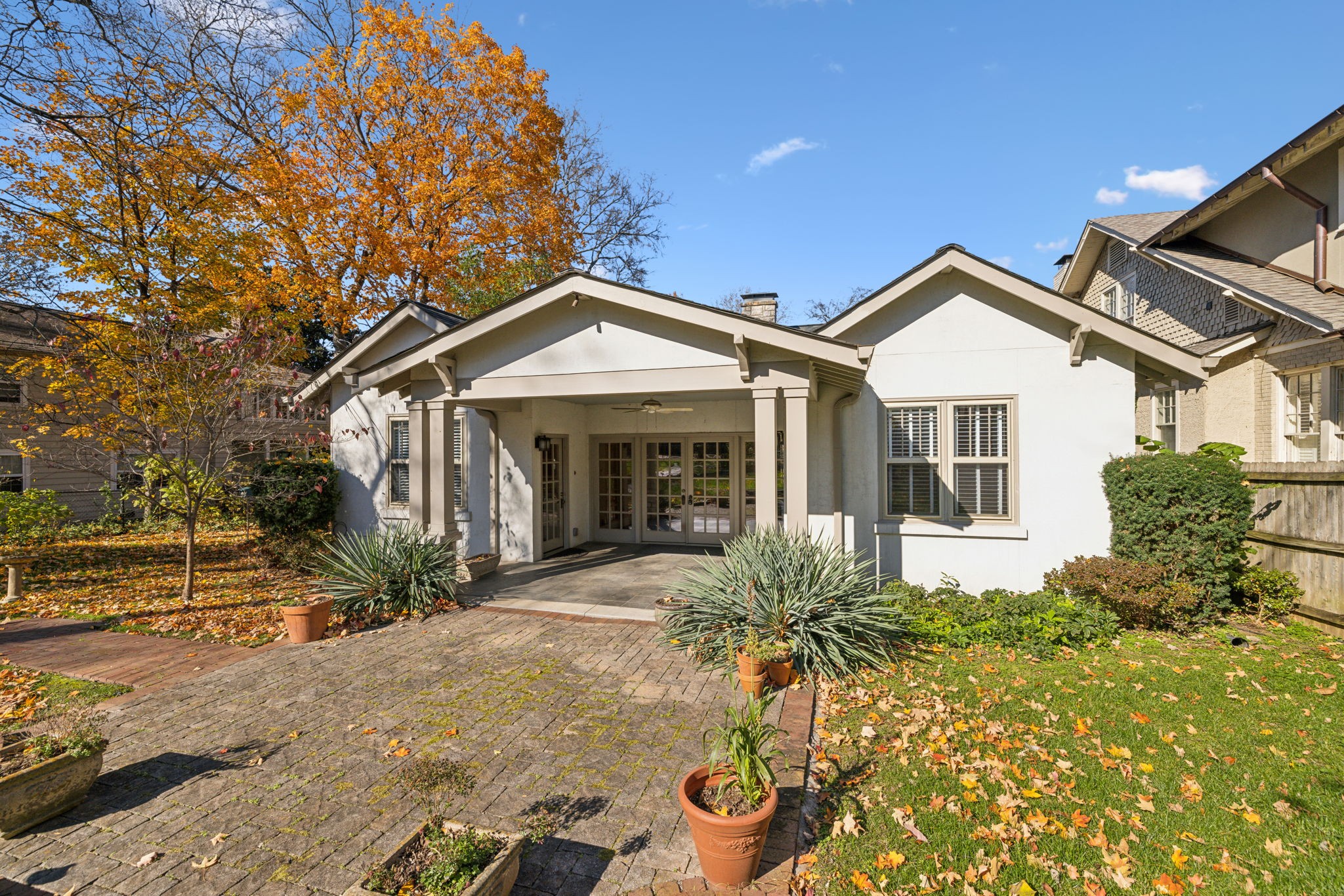 3605 Central Ave
