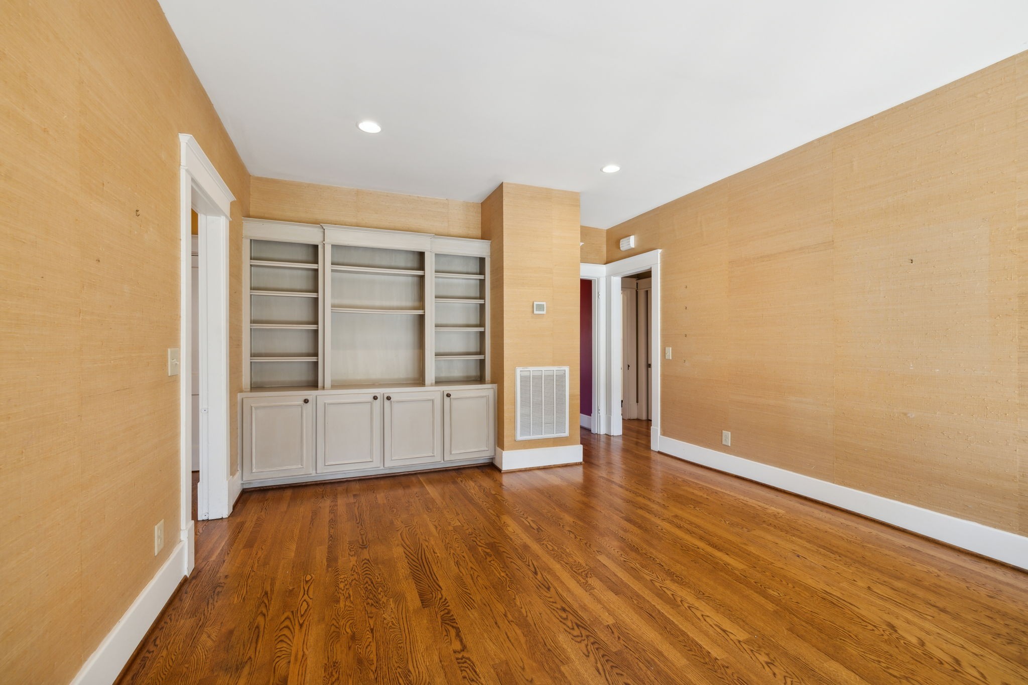 3605 Central Ave