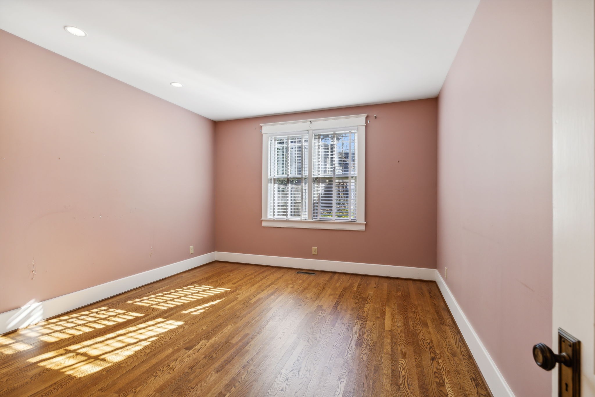 3605 Central Ave